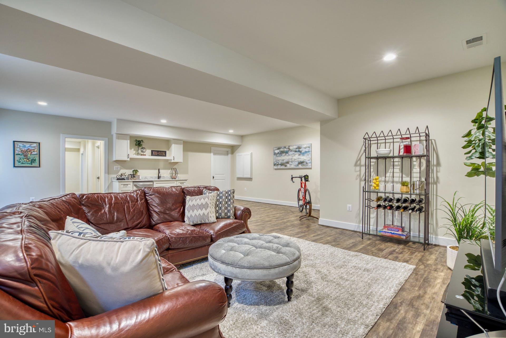 GLENCARLYN - Residential