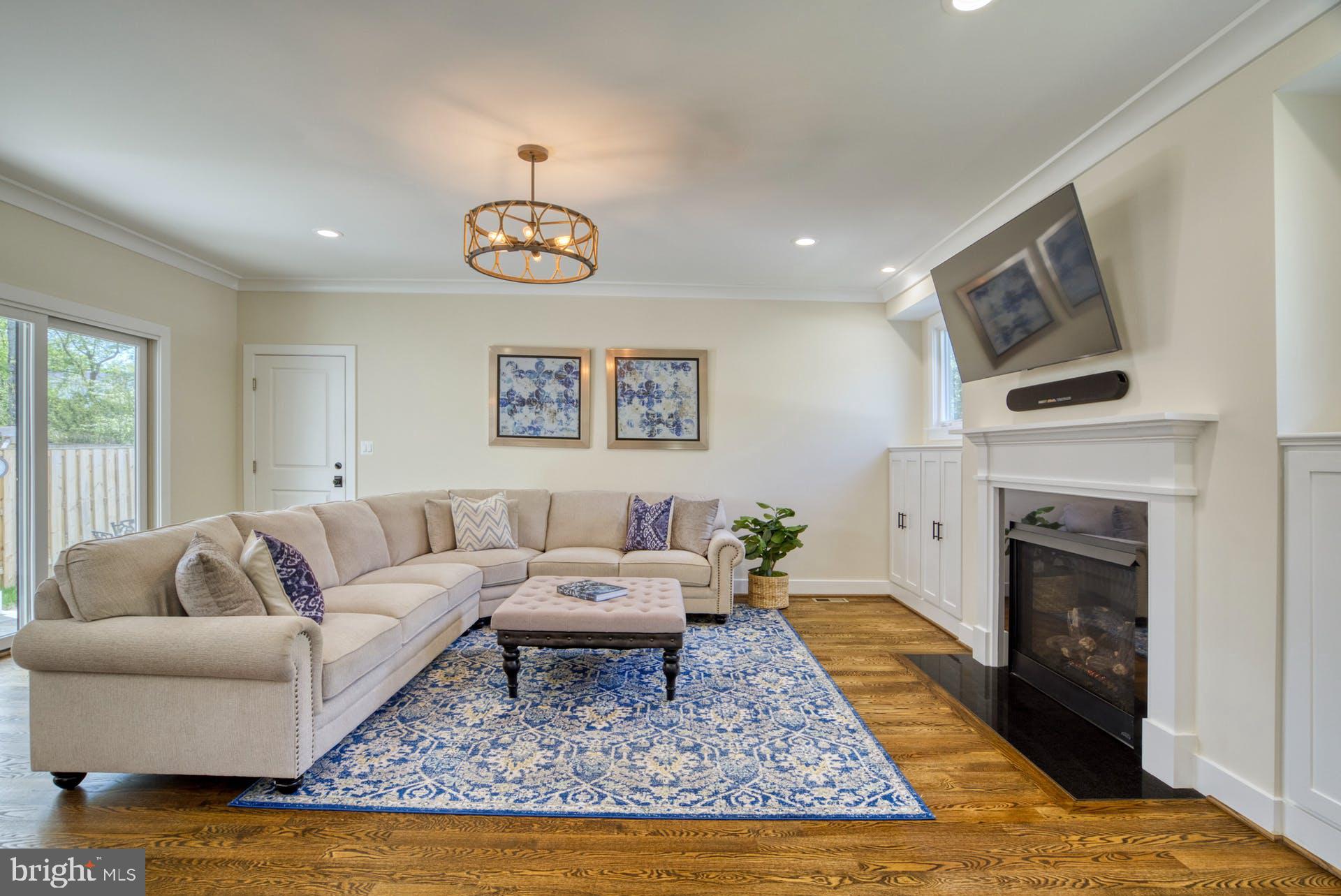 GLENCARLYN - Residential