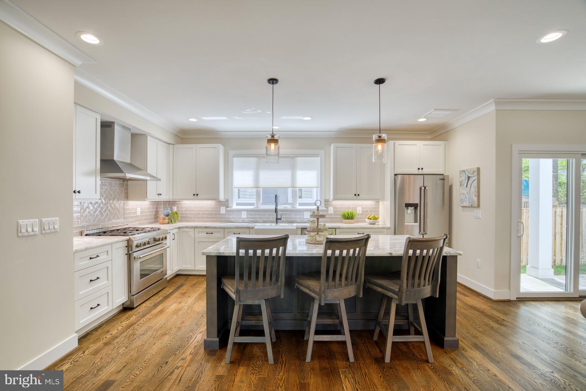 GLENCARLYN - Residential