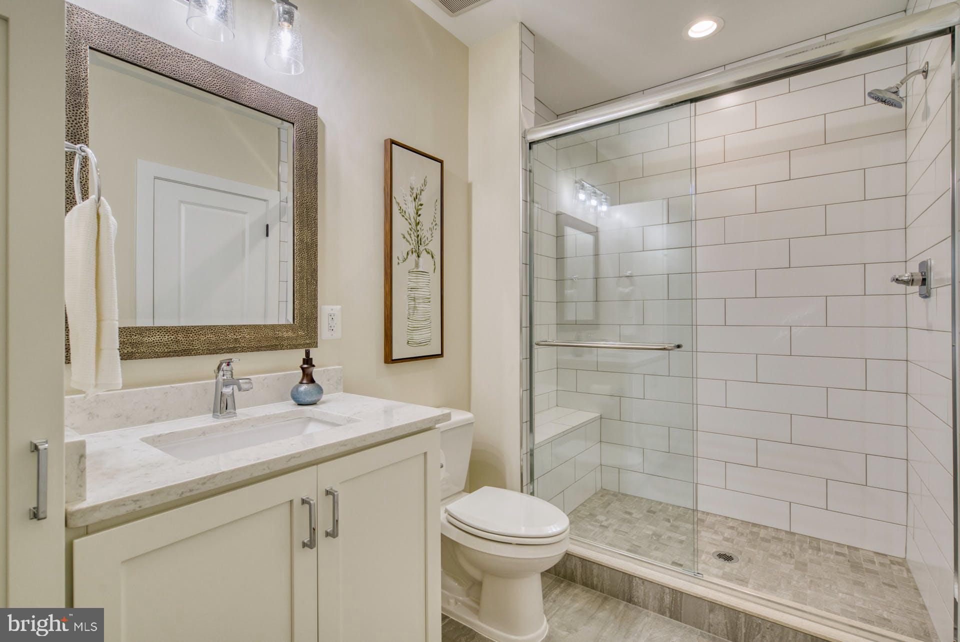 GLENCARLYN - Residential