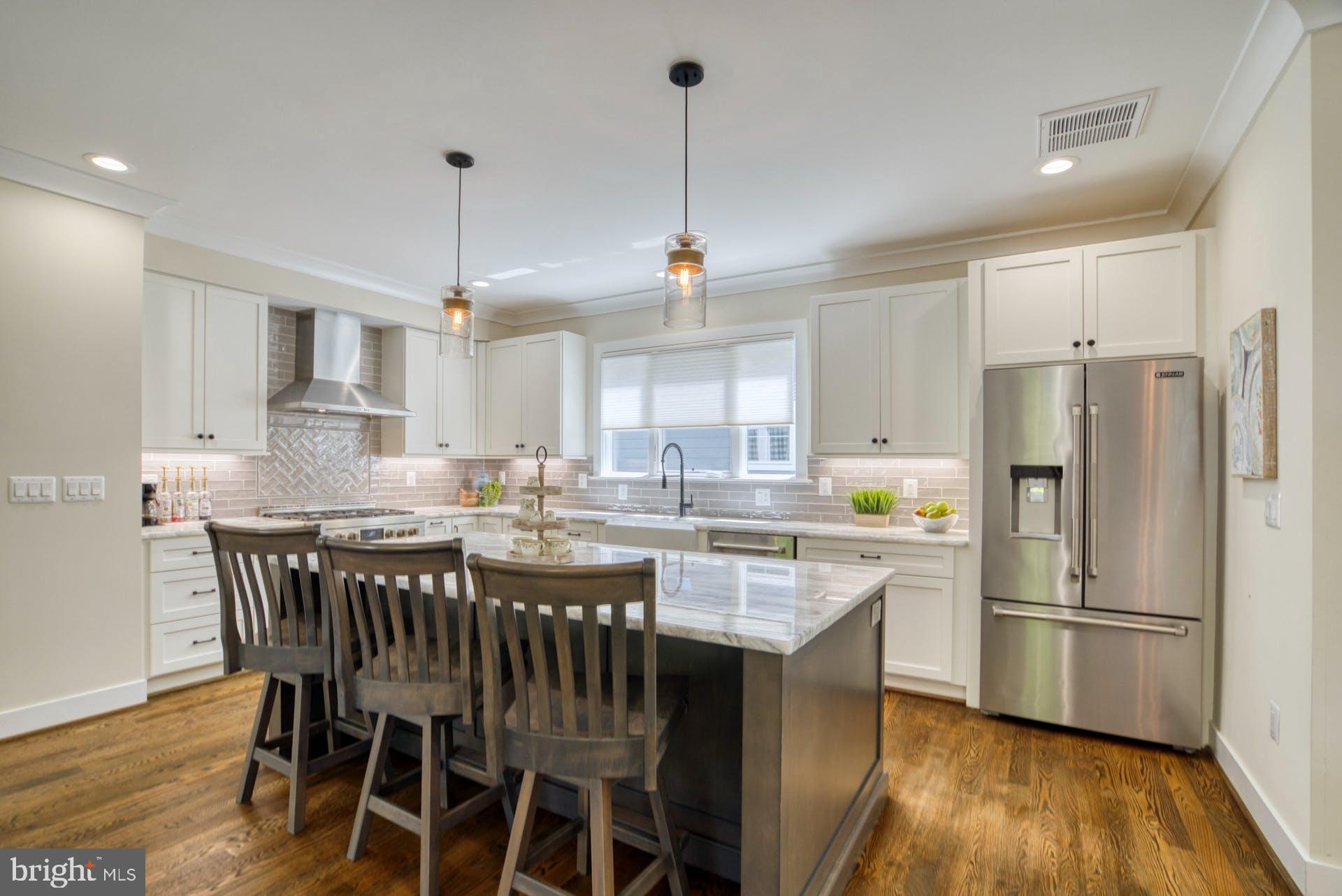 GLENCARLYN - Residential