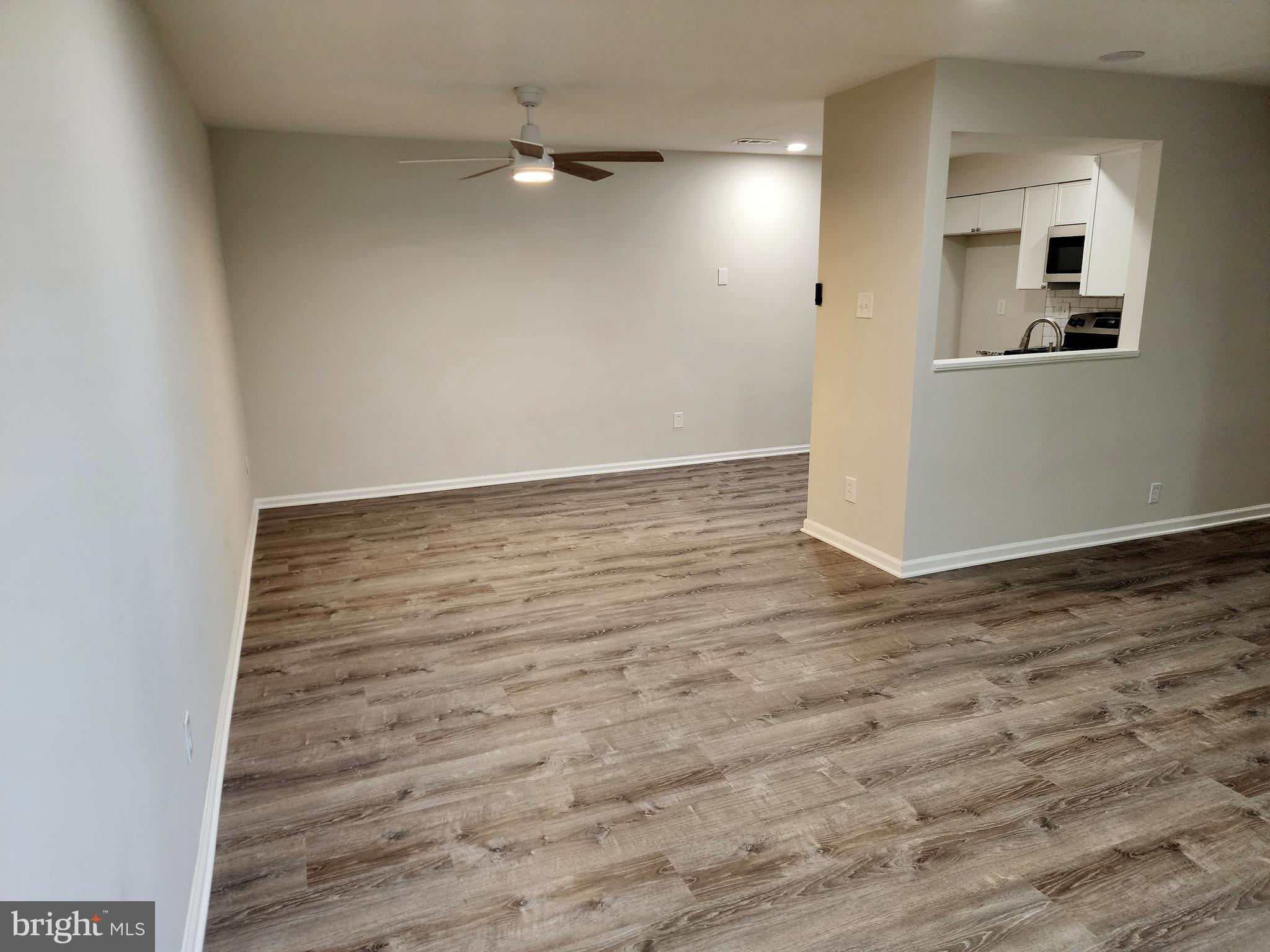 SAW MILL VALLEY - Residential