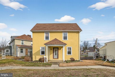 122 N WILSON AVENUE BROOKLAWN NJ 08030