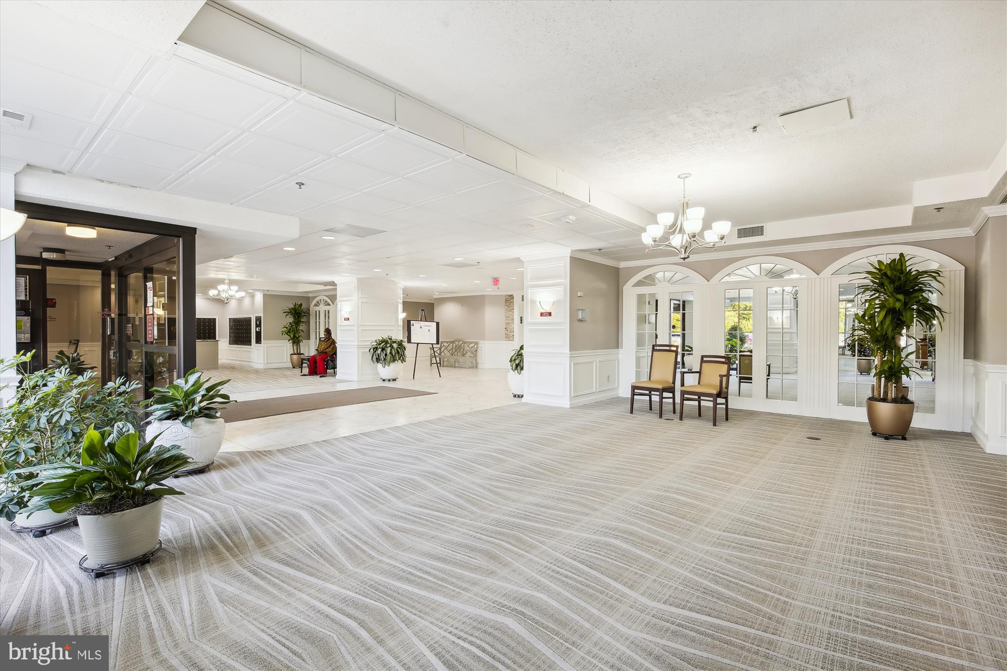 LEISURE WORLD - Residential