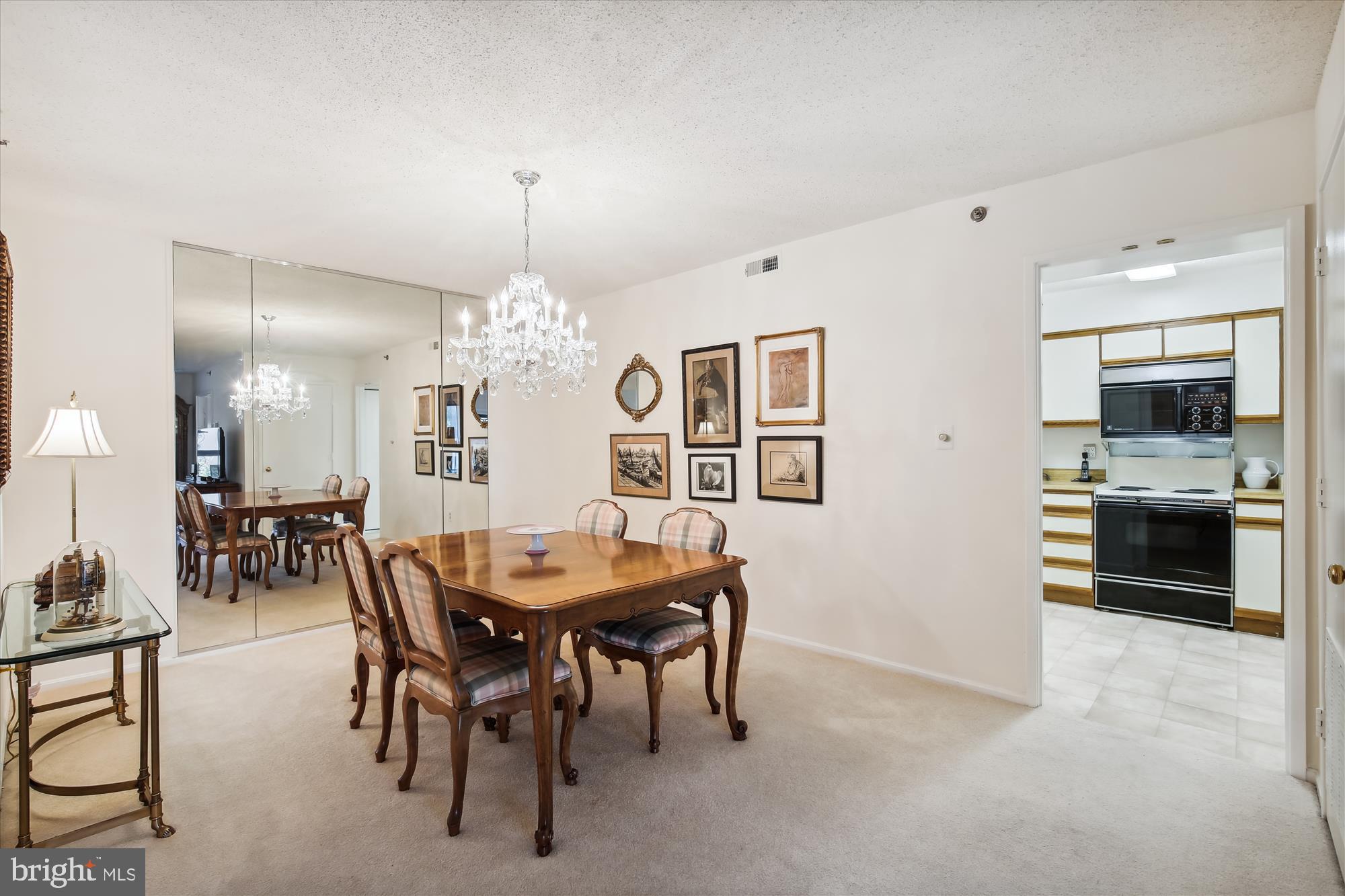 LEISURE WORLD - Residential