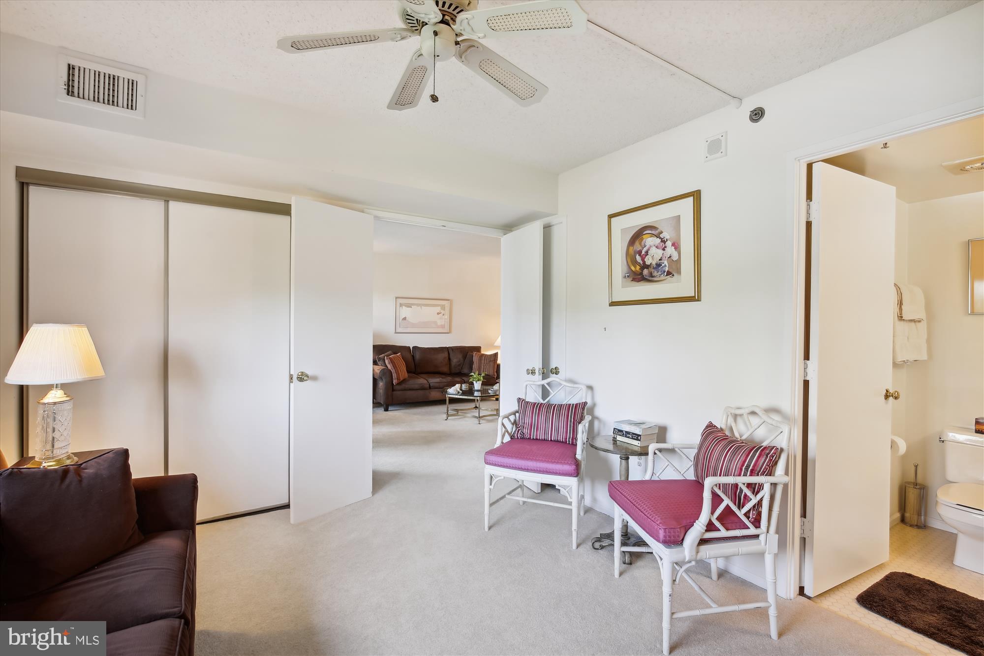 LEISURE WORLD - Residential