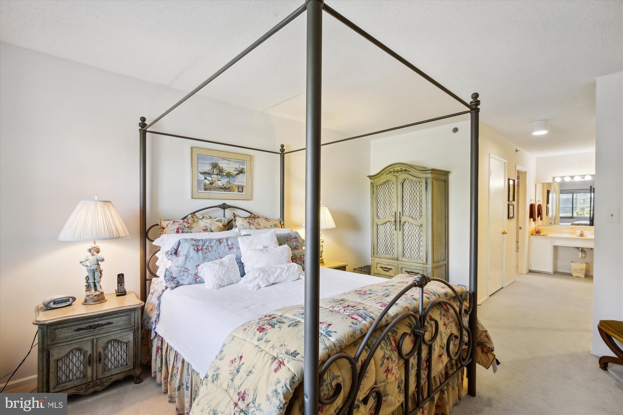 LEISURE WORLD - Residential