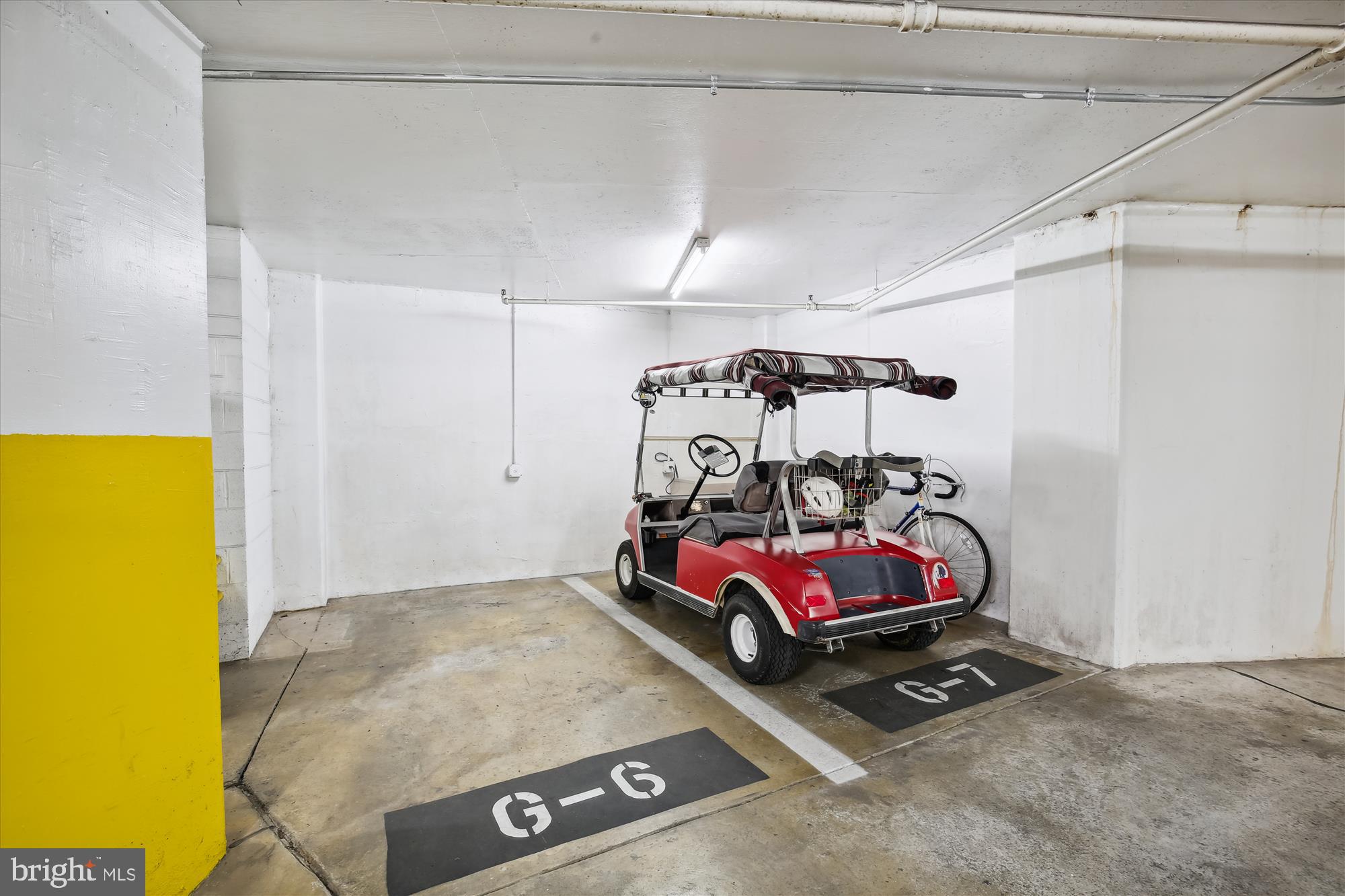 LEISURE WORLD - Residential