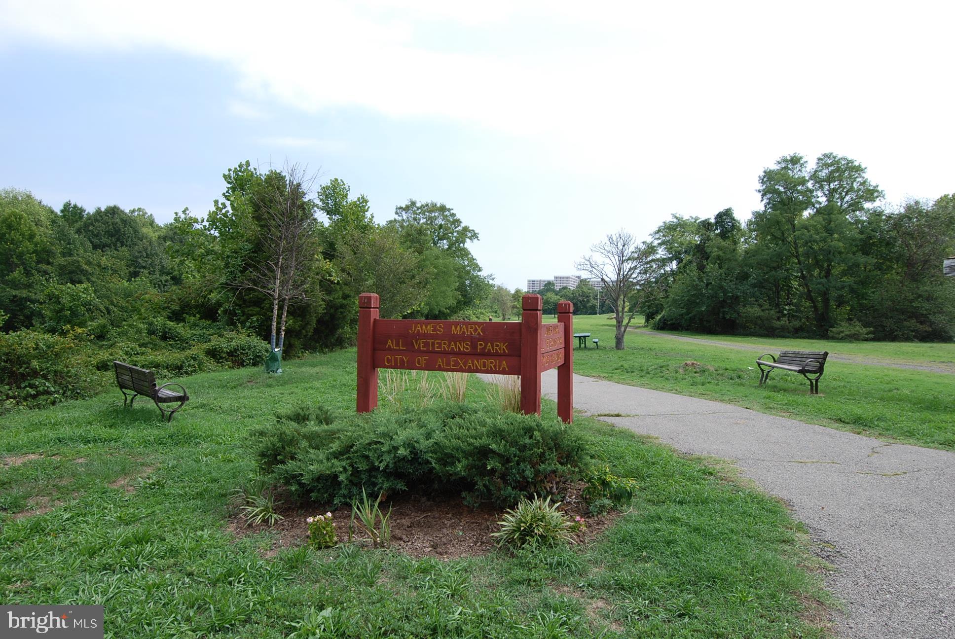 SENTINEL OF LANDMARK - Residential