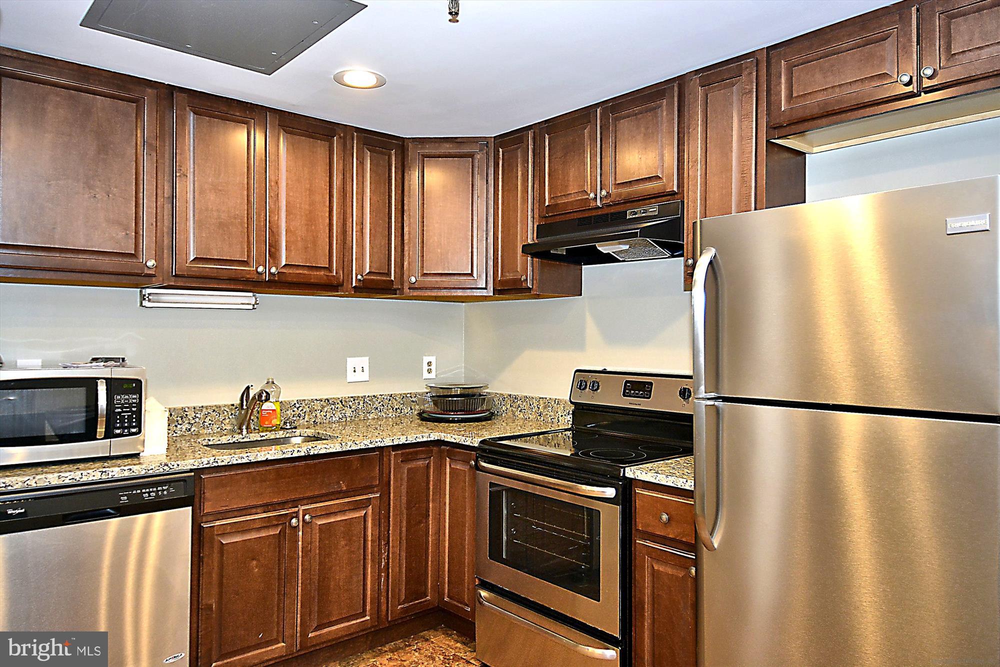 SENTINEL OF LANDMARK - Residential