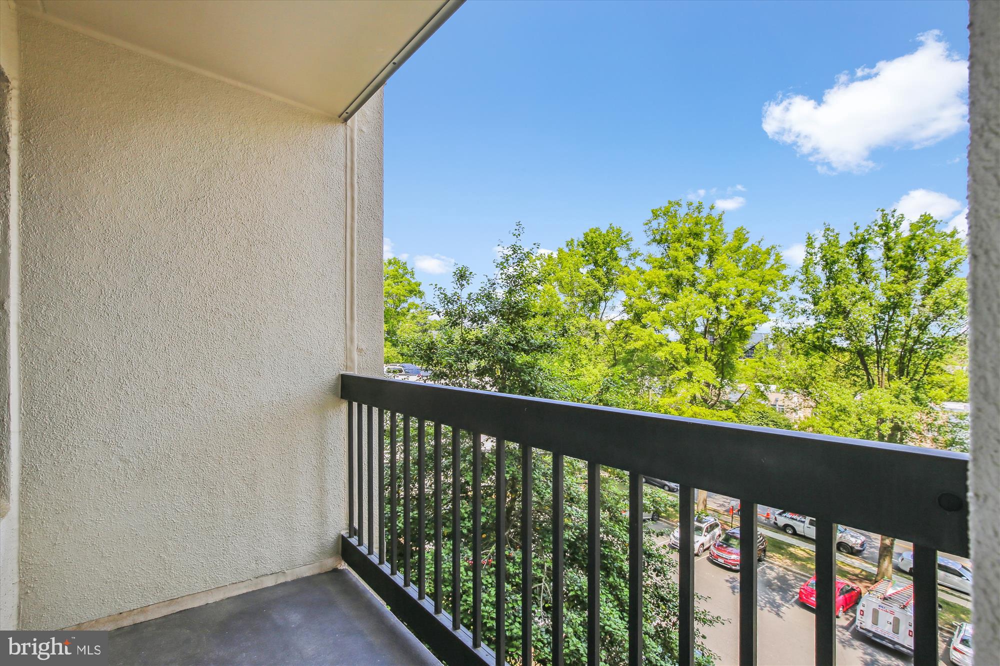 SENTINEL OF LANDMARK - Residential