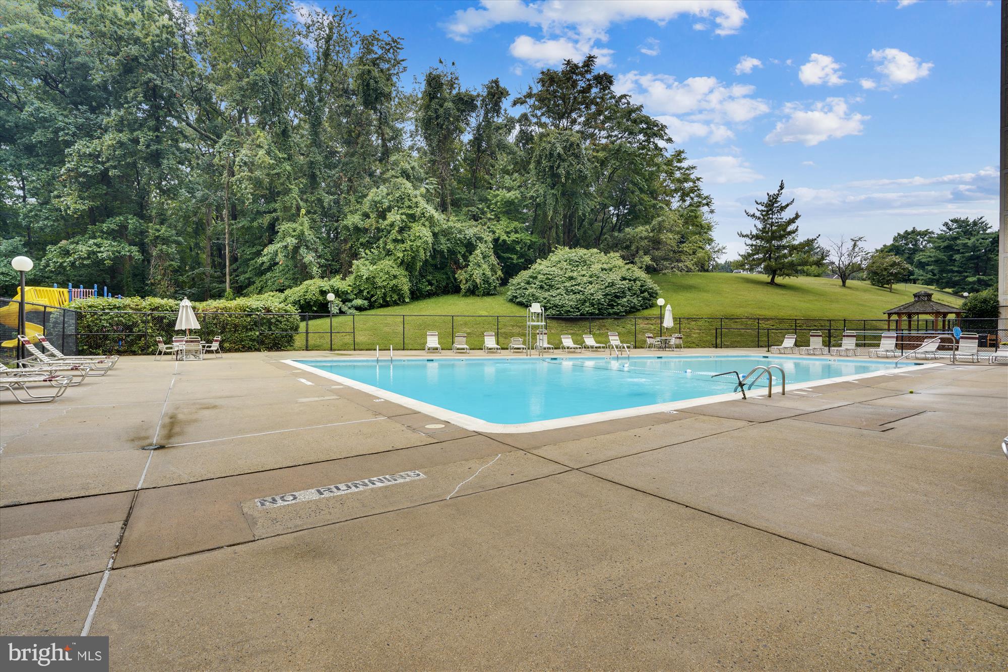 SENTINEL OF LANDMARK - Residential