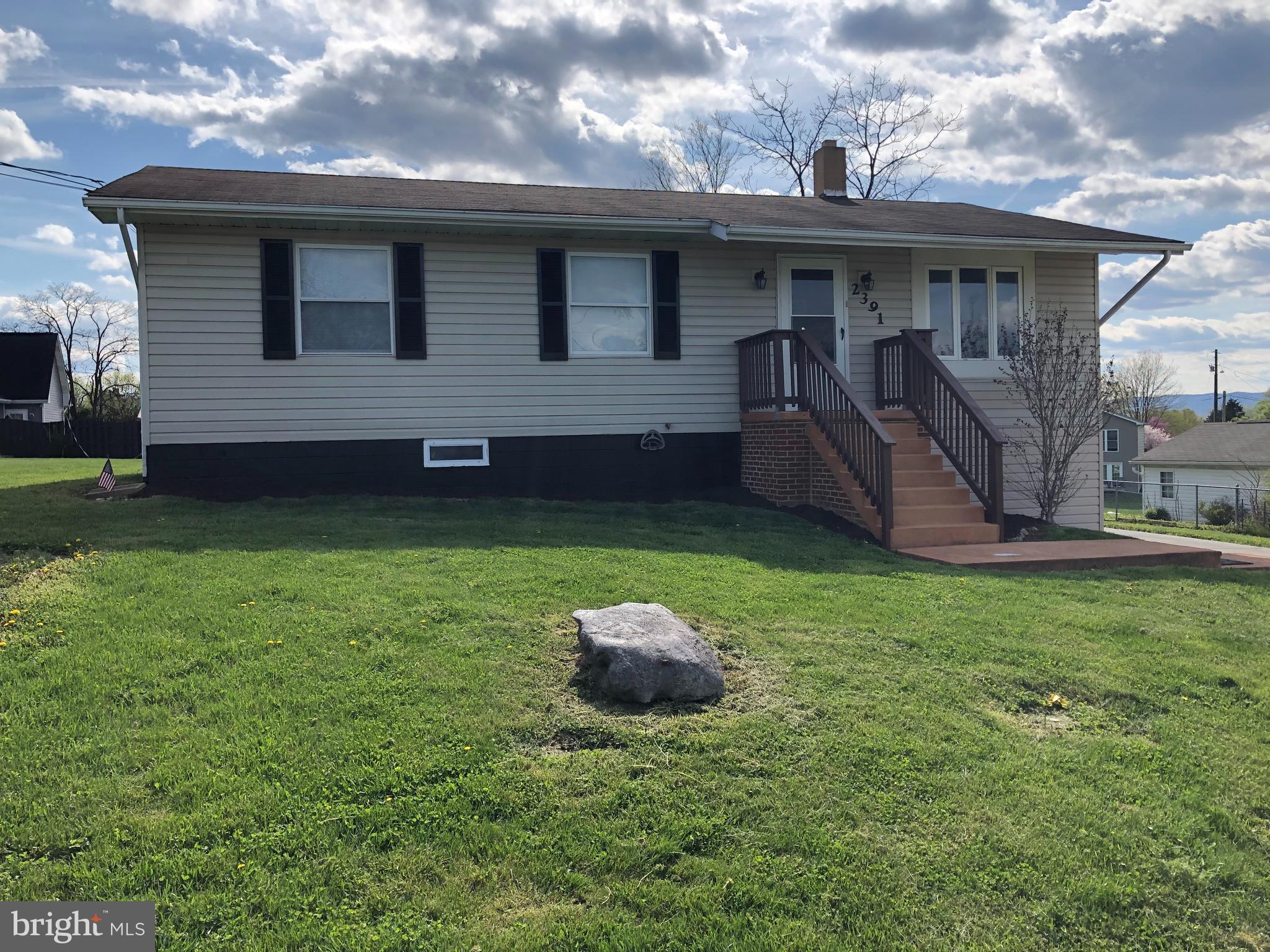 MIDDLETOWN - Residential