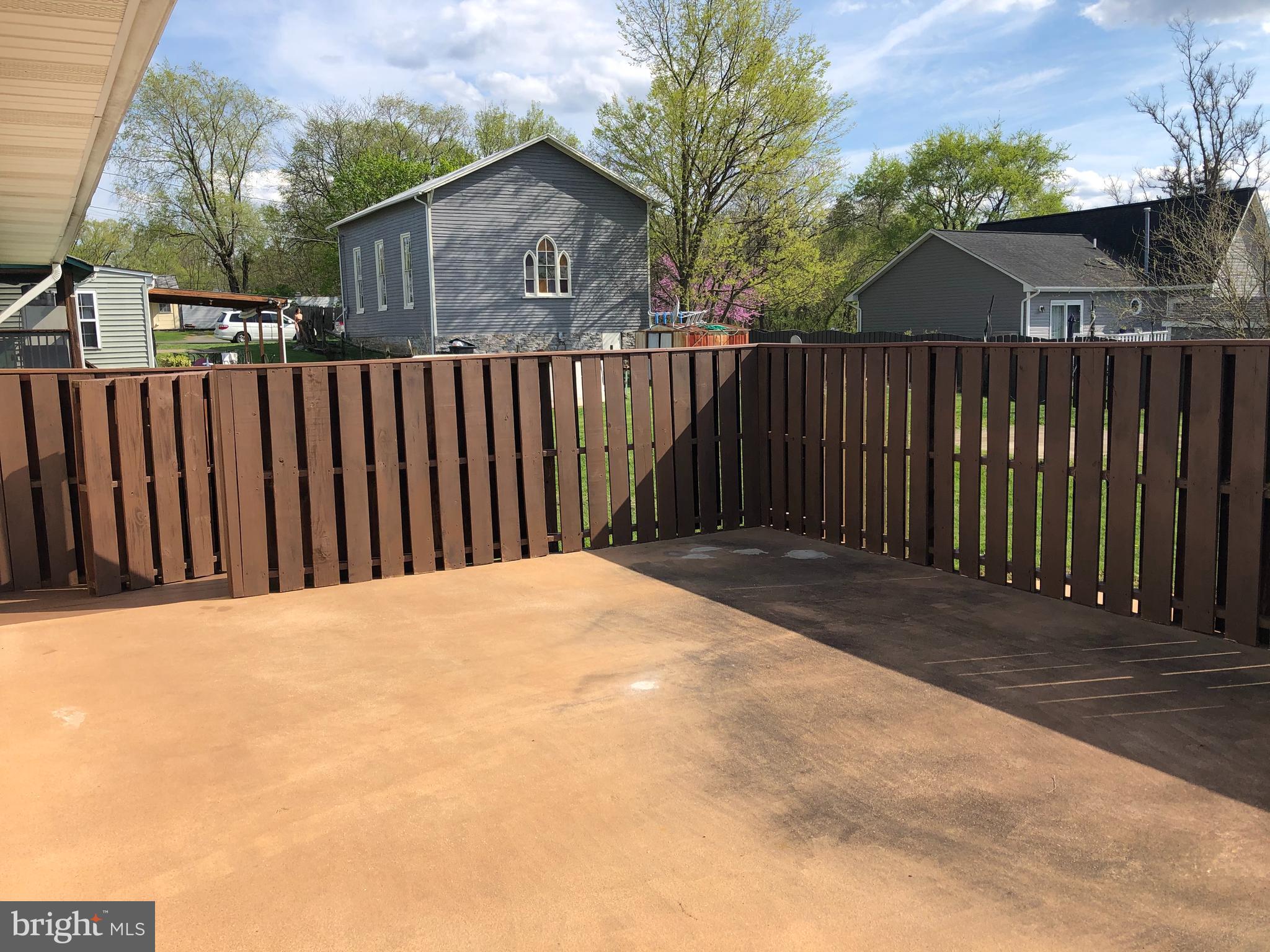 MIDDLETOWN - Residential