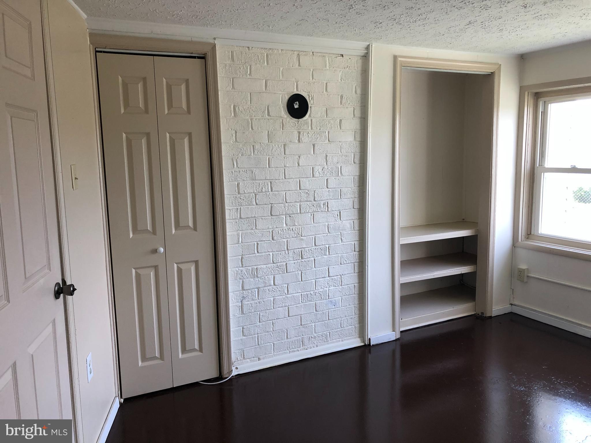 MIDDLETOWN - Residential