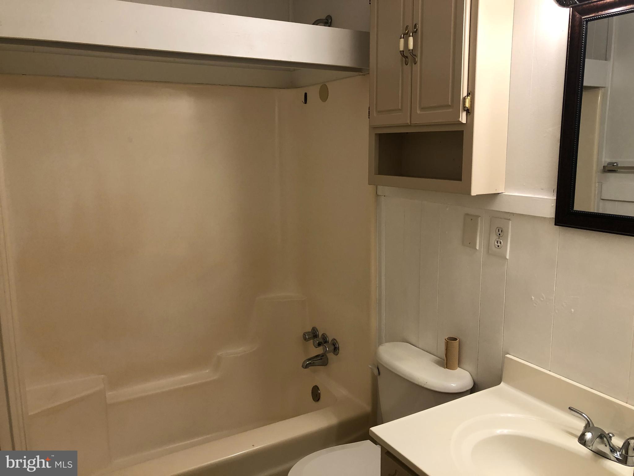 MIDDLETOWN - Residential