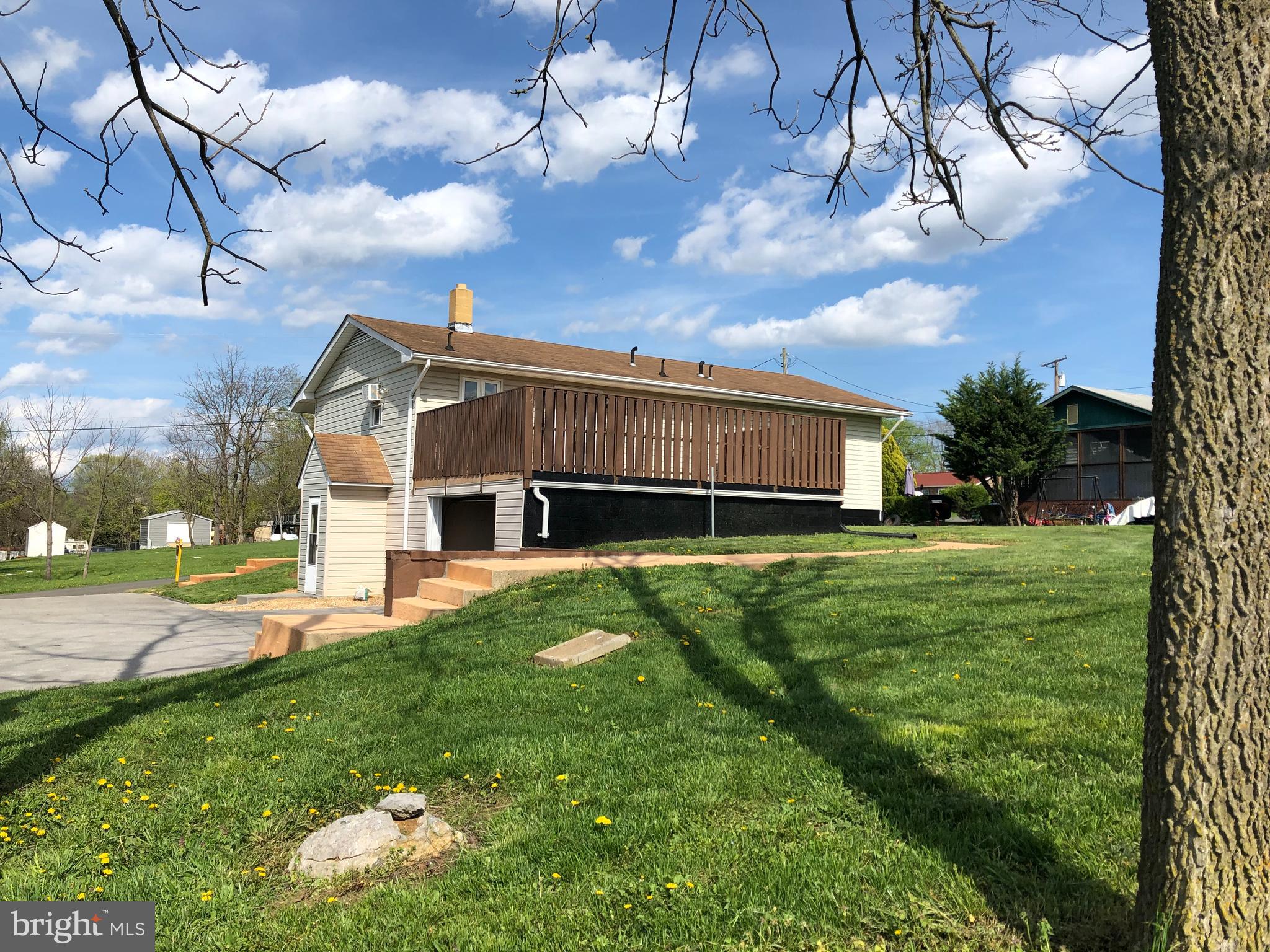 MIDDLETOWN - Residential