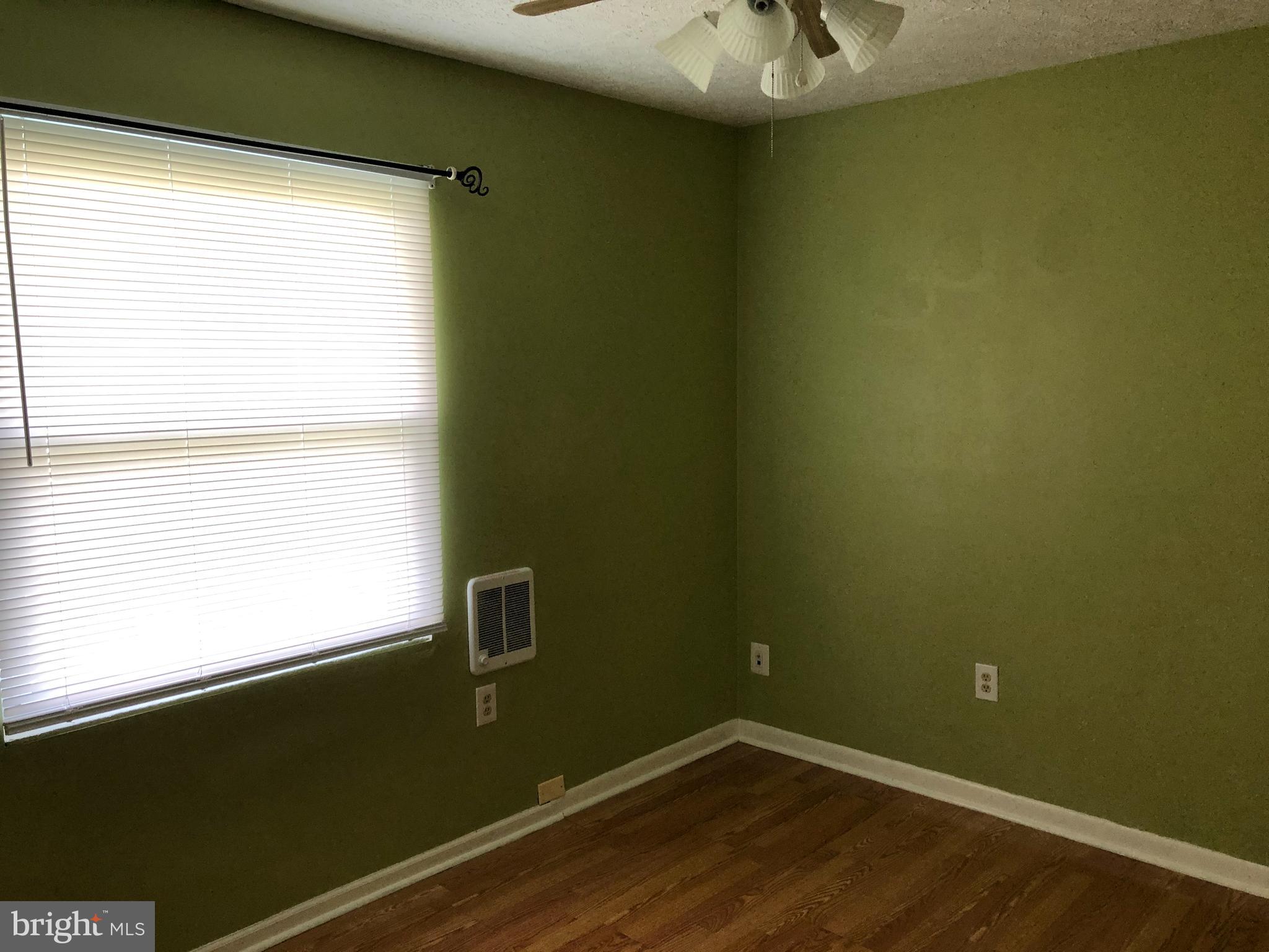 MIDDLETOWN - Residential