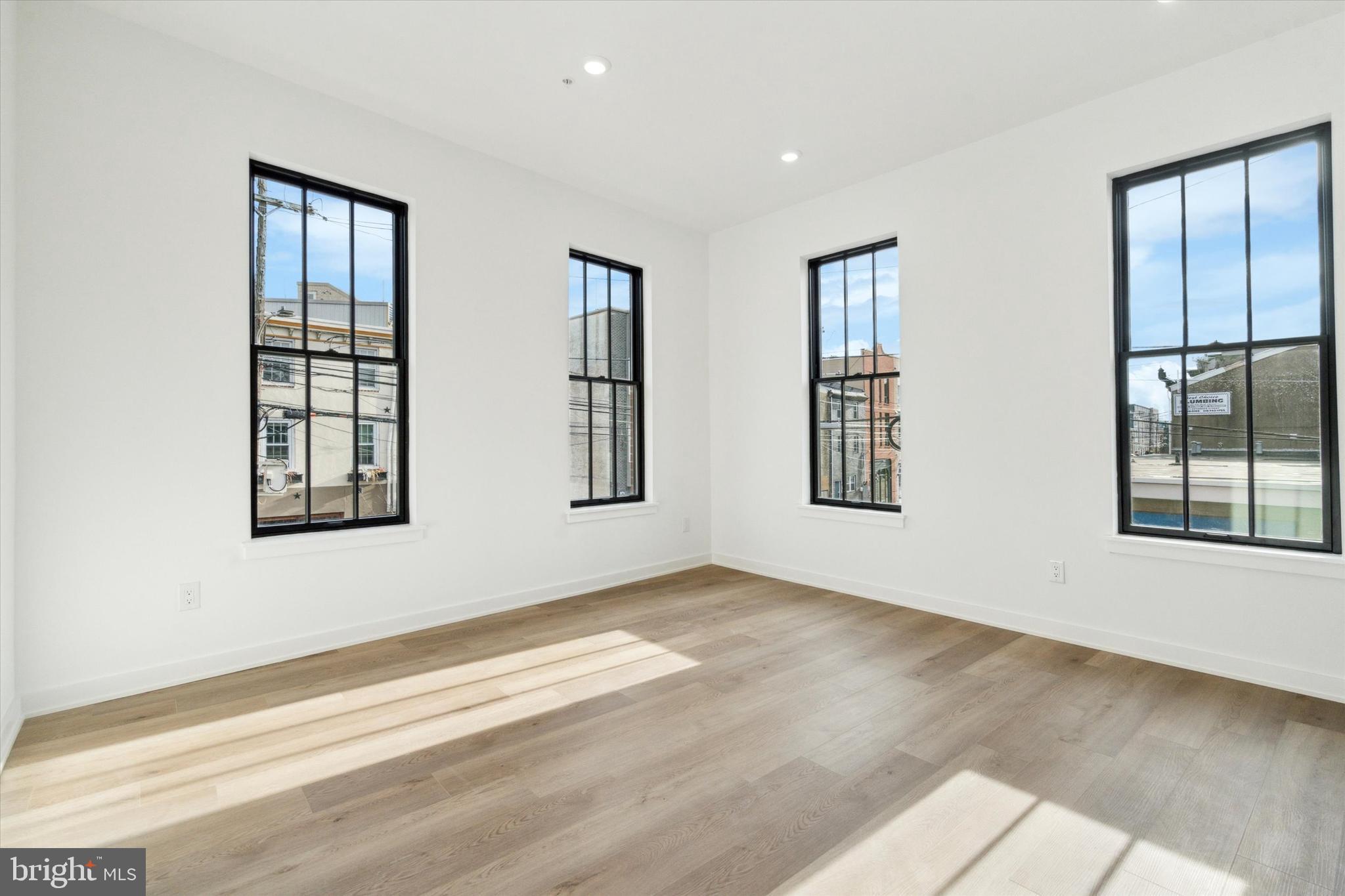 FISHTOWN - Residential Lease