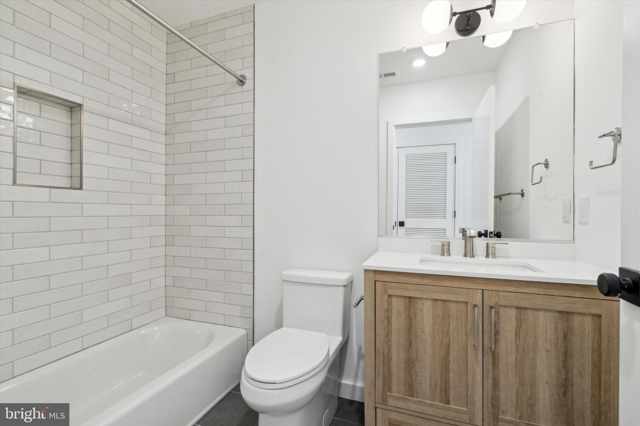 FISHTOWN - Residential Lease