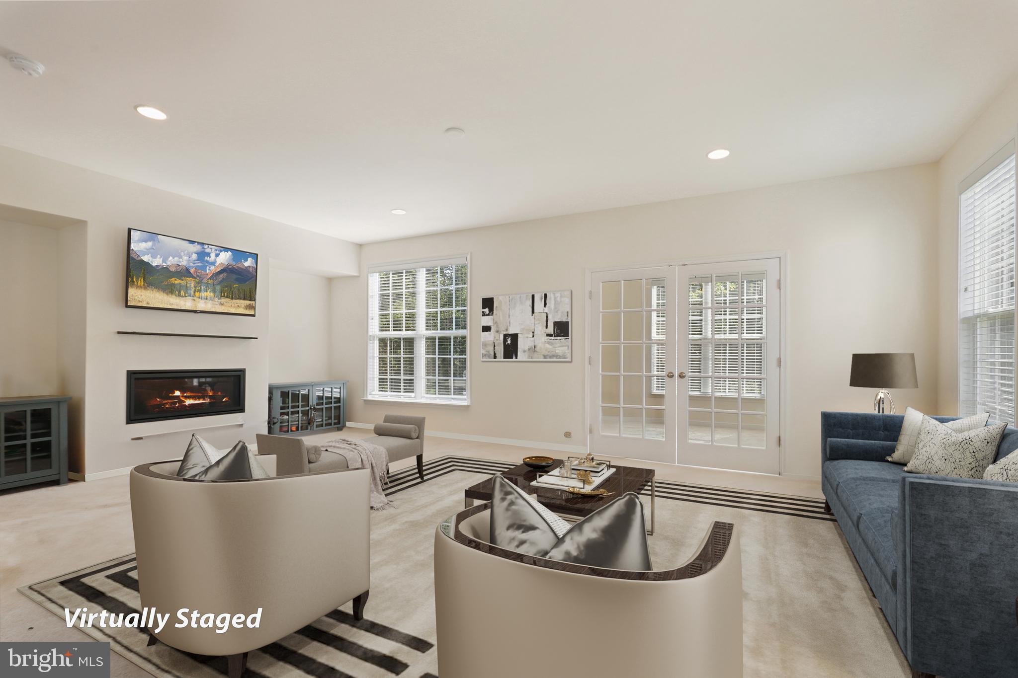 COURTYARDS AT COLONIAL FORGE - Residential