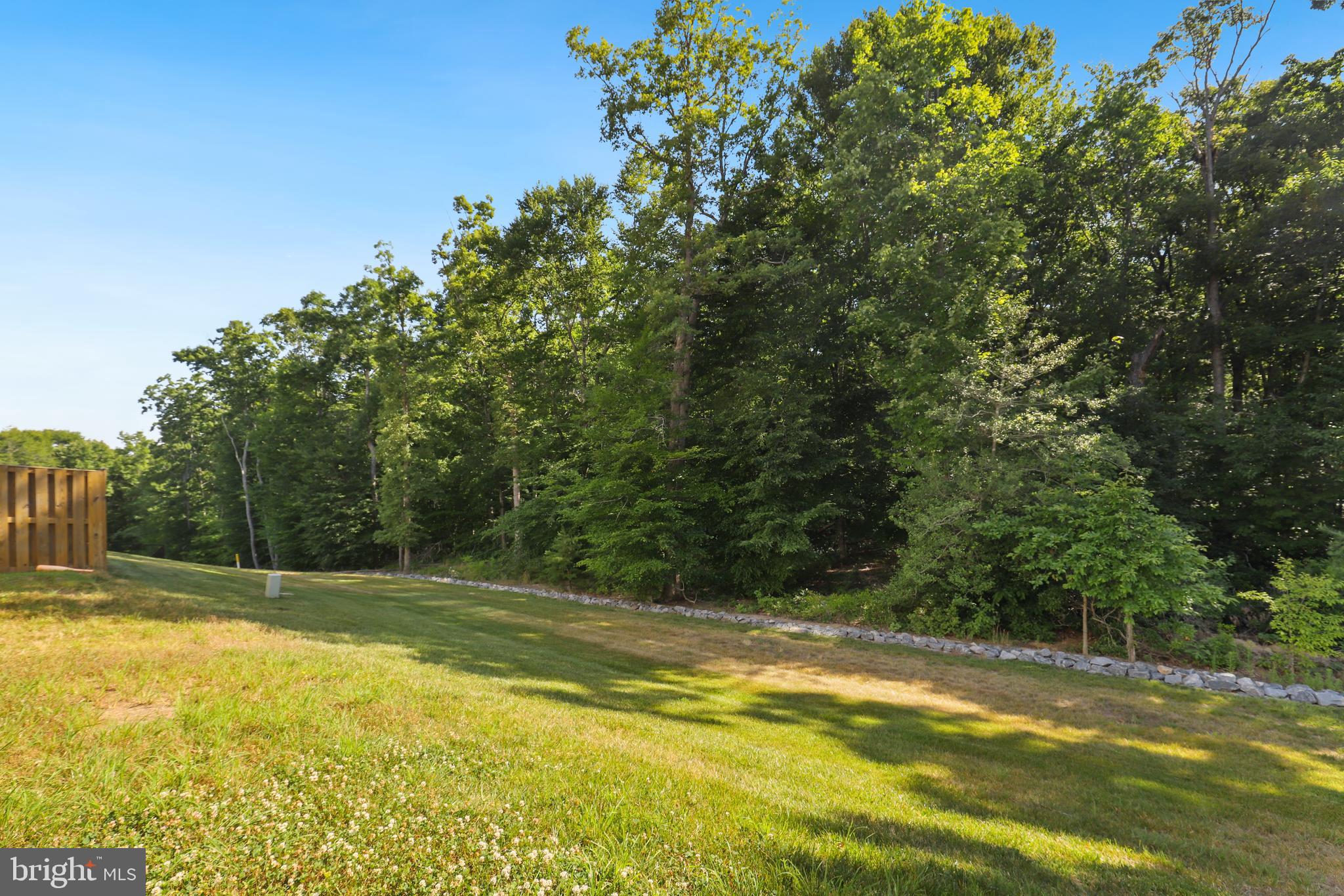 COURTYARDS AT COLONIAL FORGE - Residential