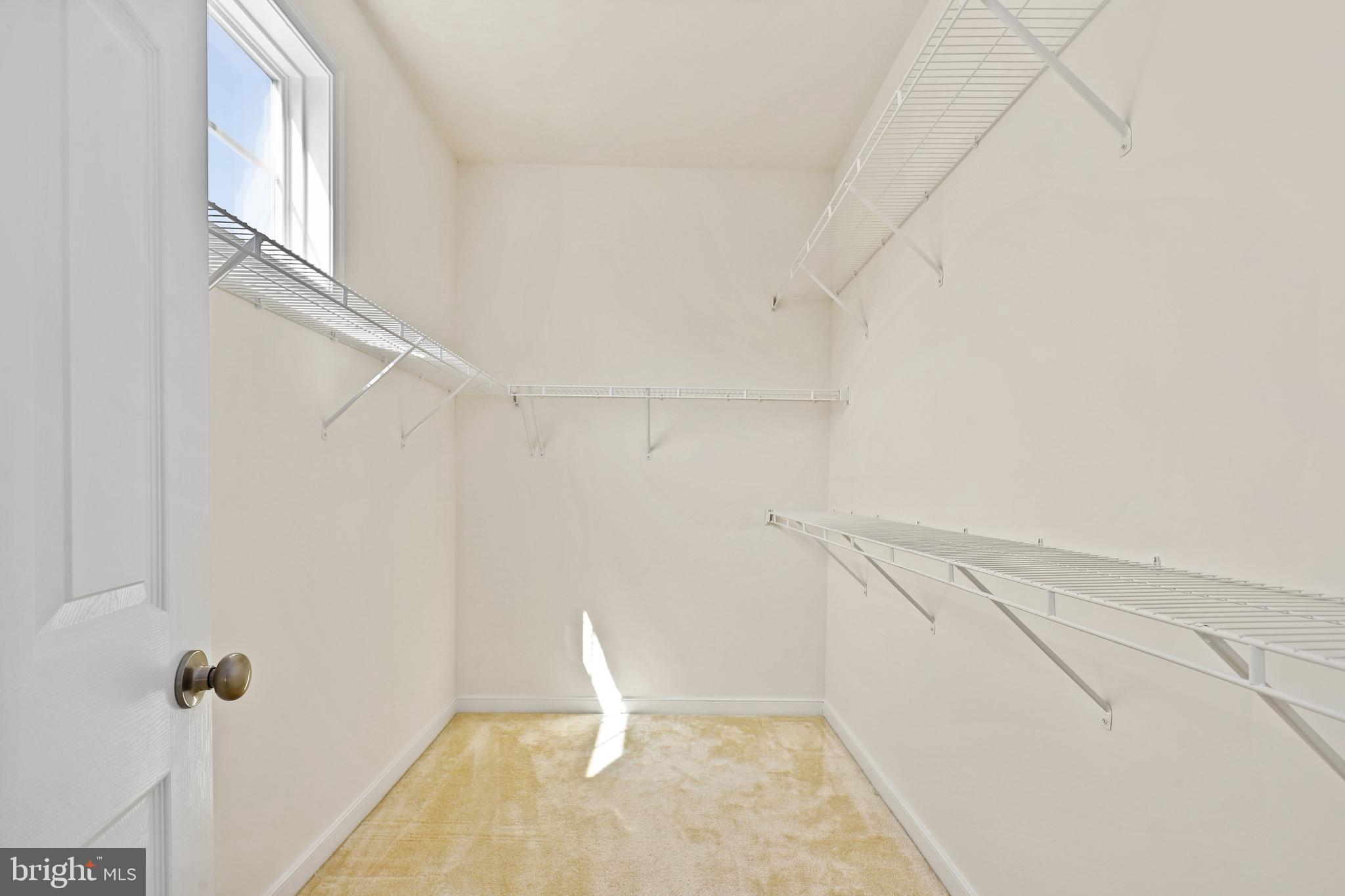 COURTYARDS AT COLONIAL FORGE - Residential