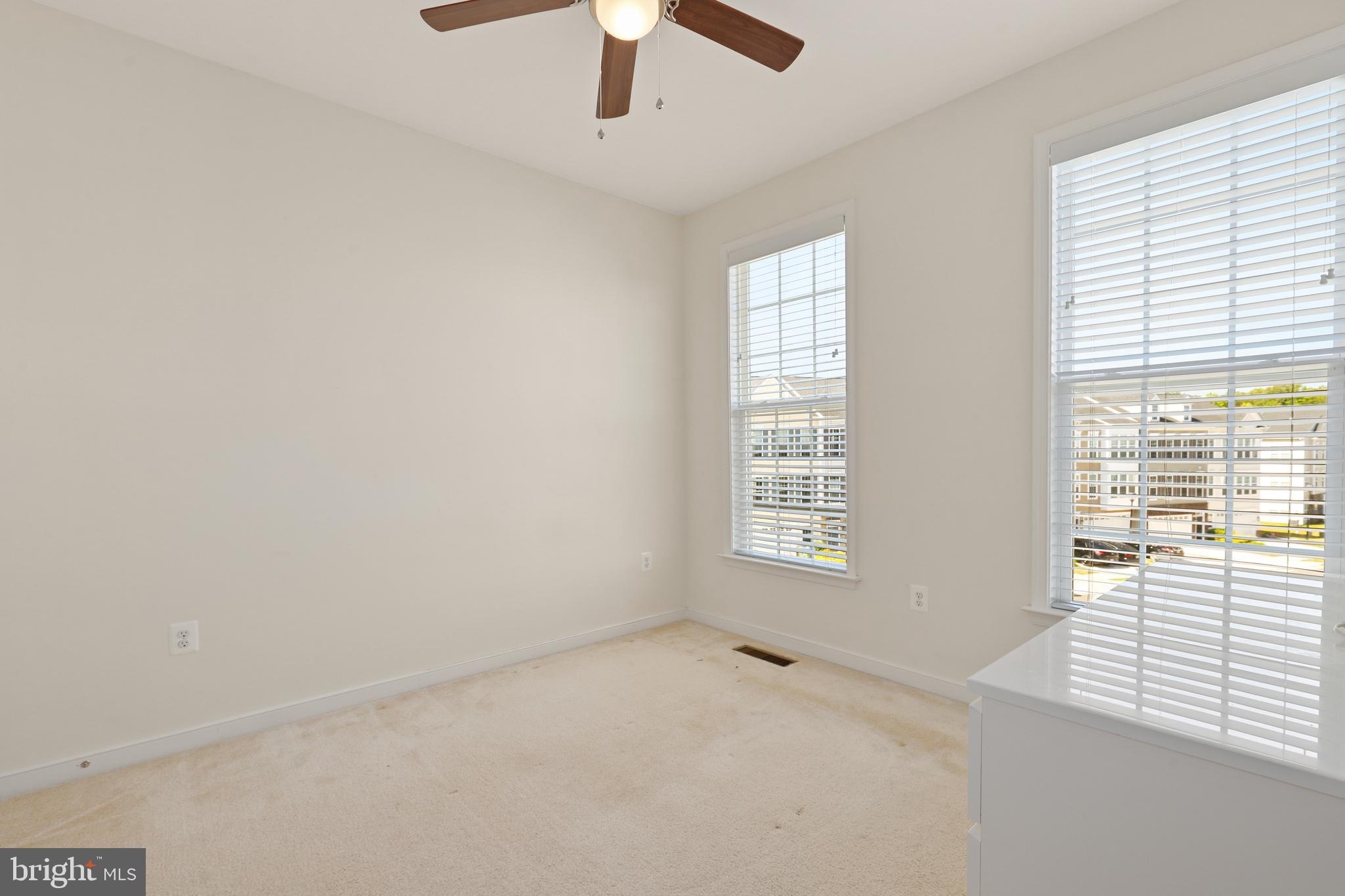 COURTYARDS AT COLONIAL FORGE - Residential