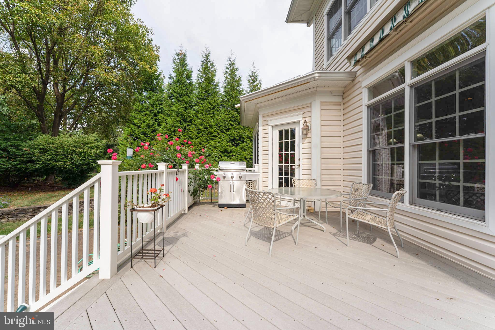 ELLISON HEIGHTS - Residential