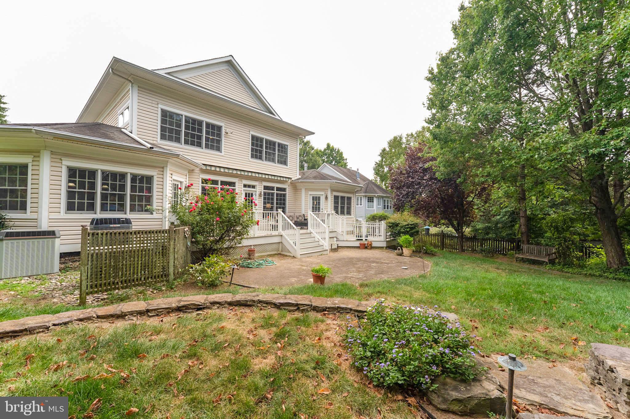 ELLISON HEIGHTS - Residential