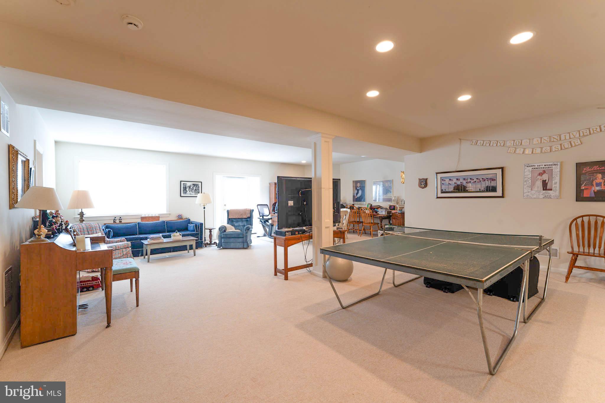 ELLISON HEIGHTS - Residential