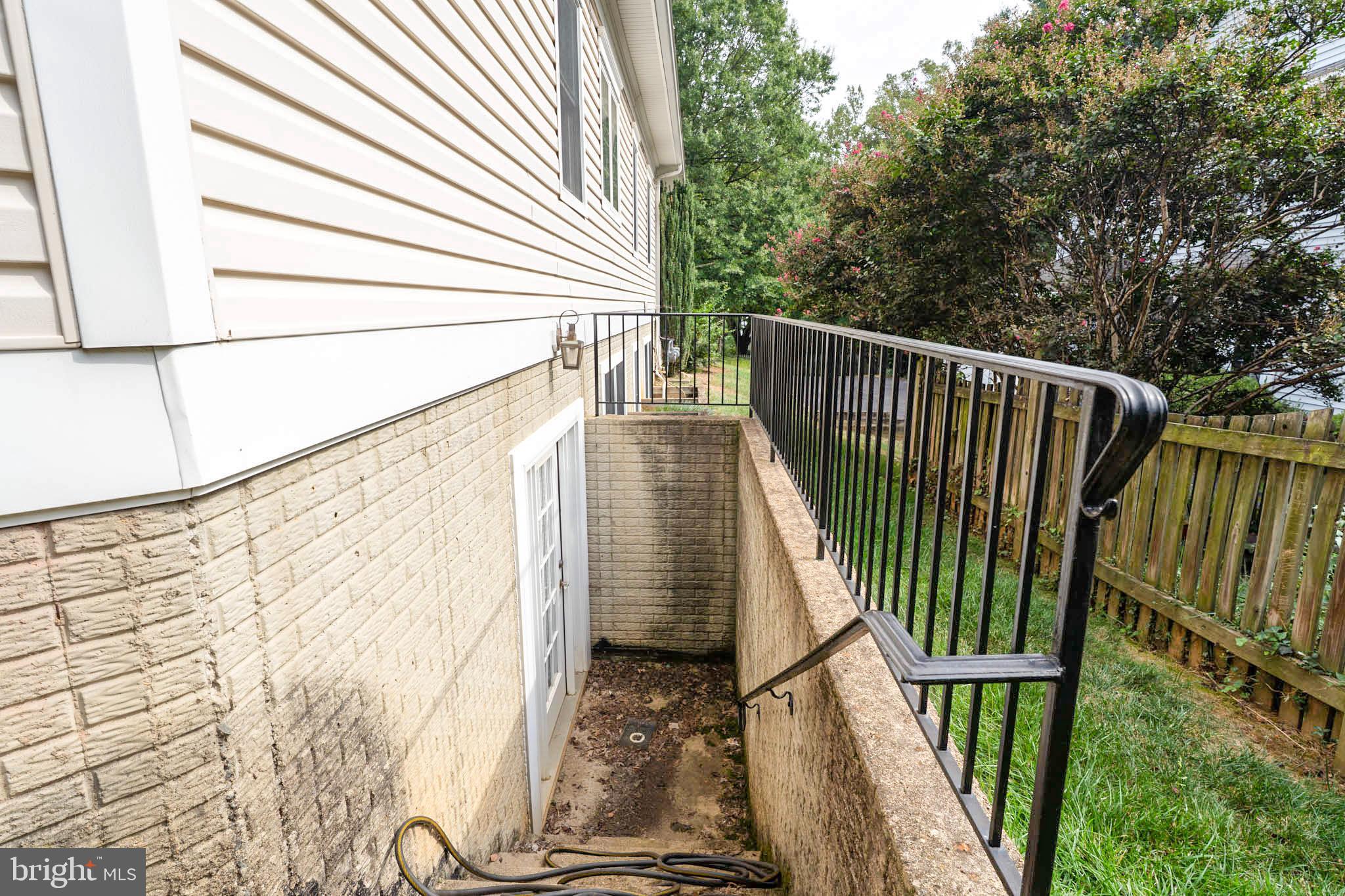 ELLISON HEIGHTS - Residential