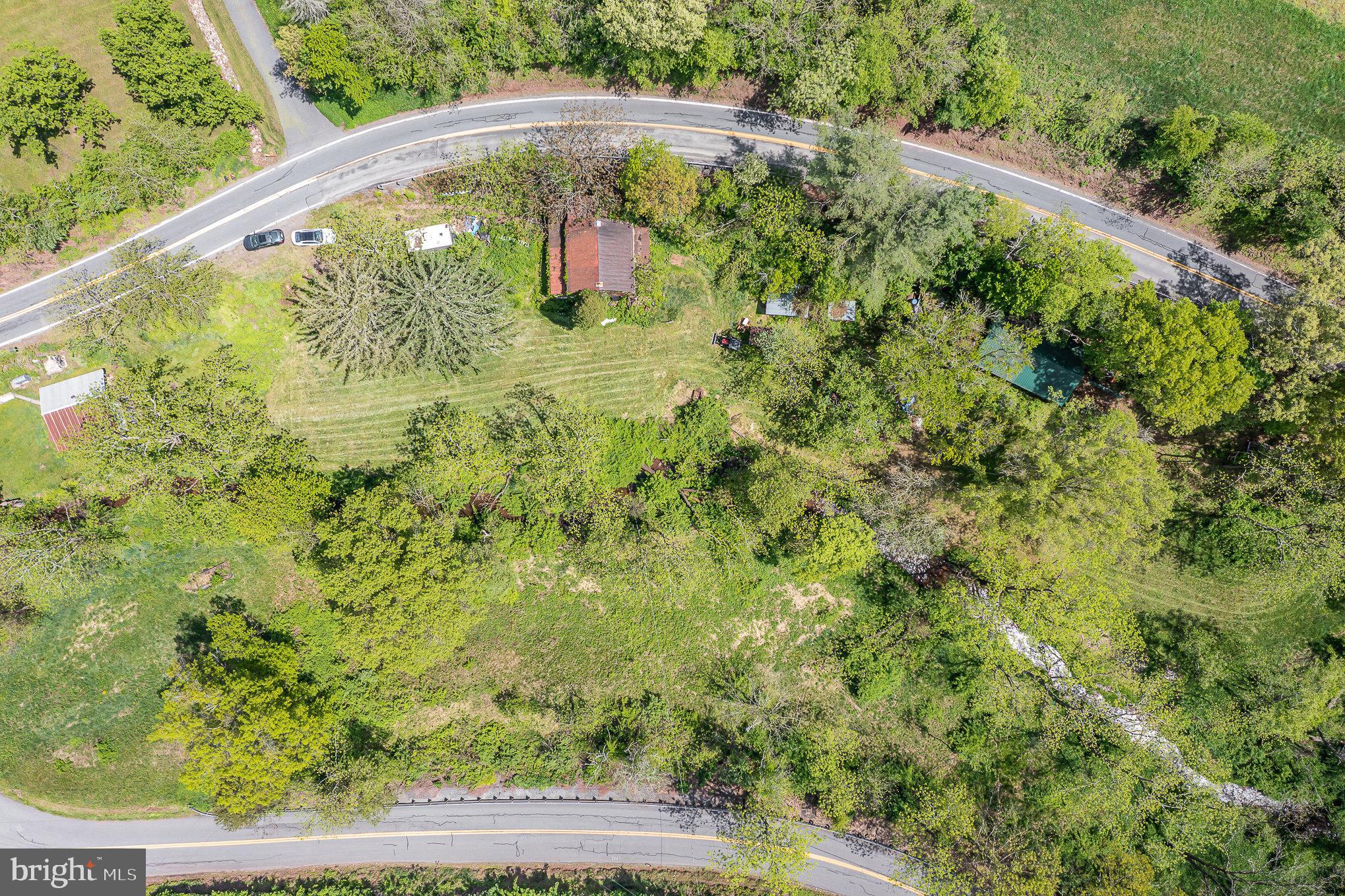 1063 OWL HOLLOW ROAD