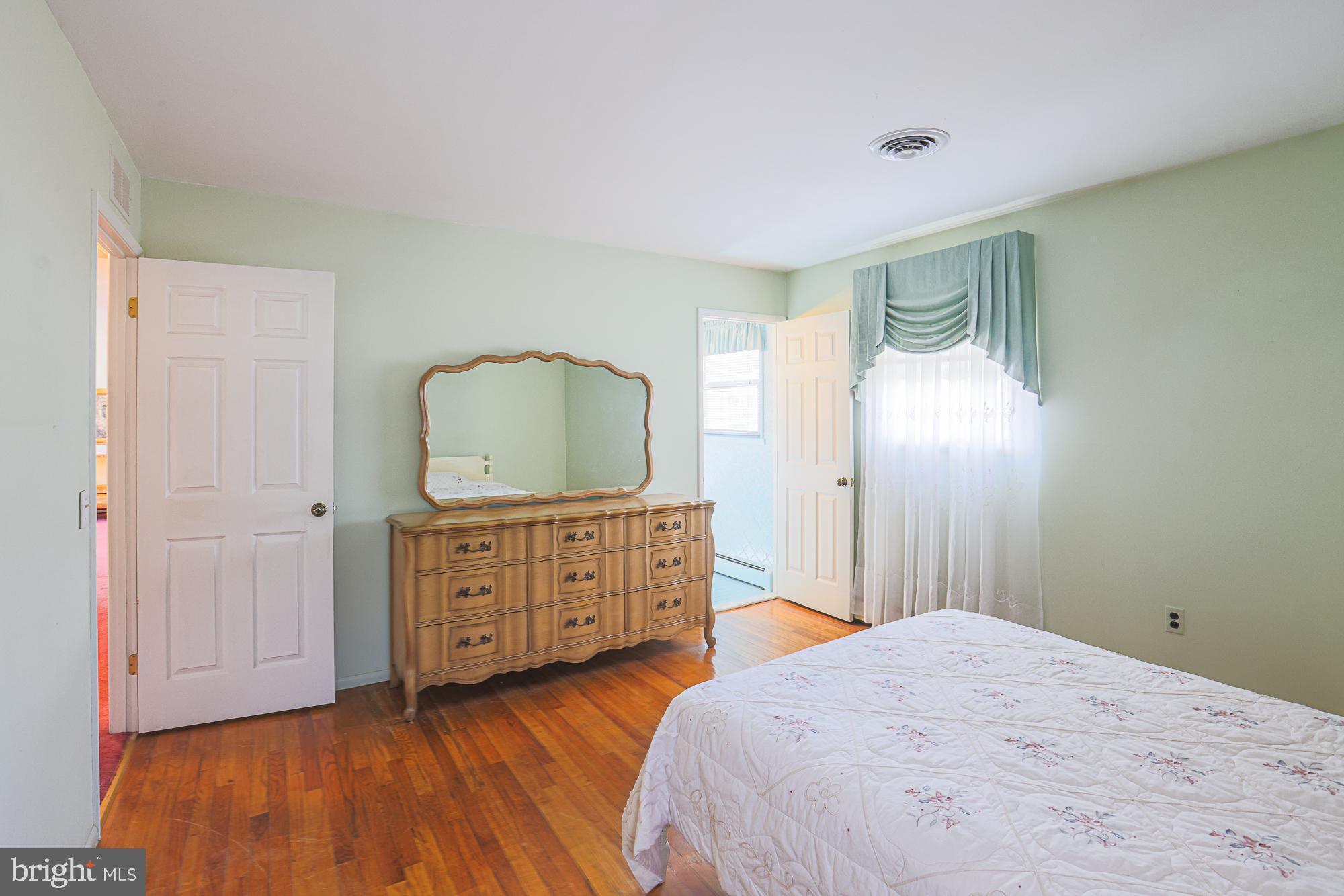 EDGEWOOD MEADOWS - Residential