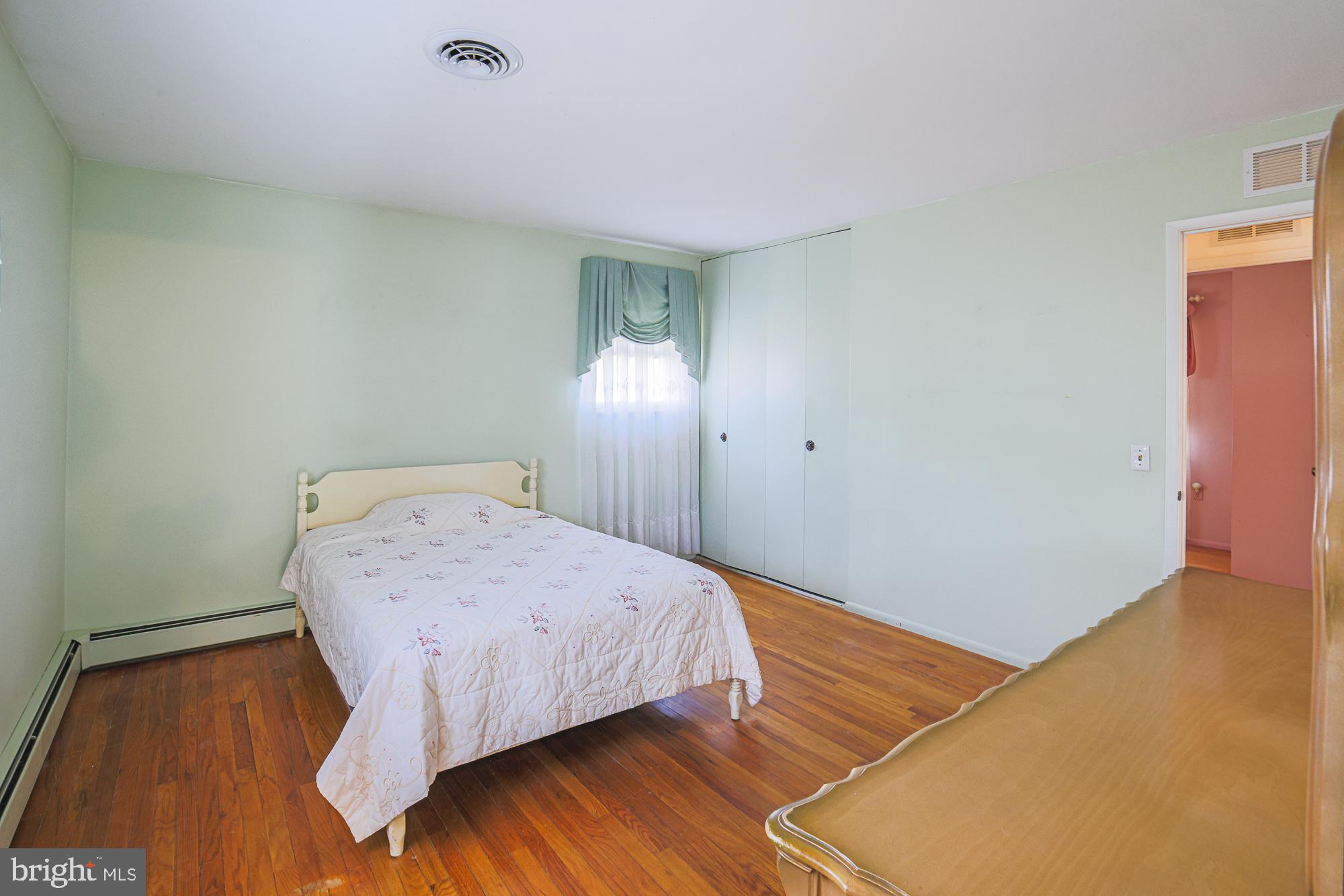 EDGEWOOD MEADOWS - Residential