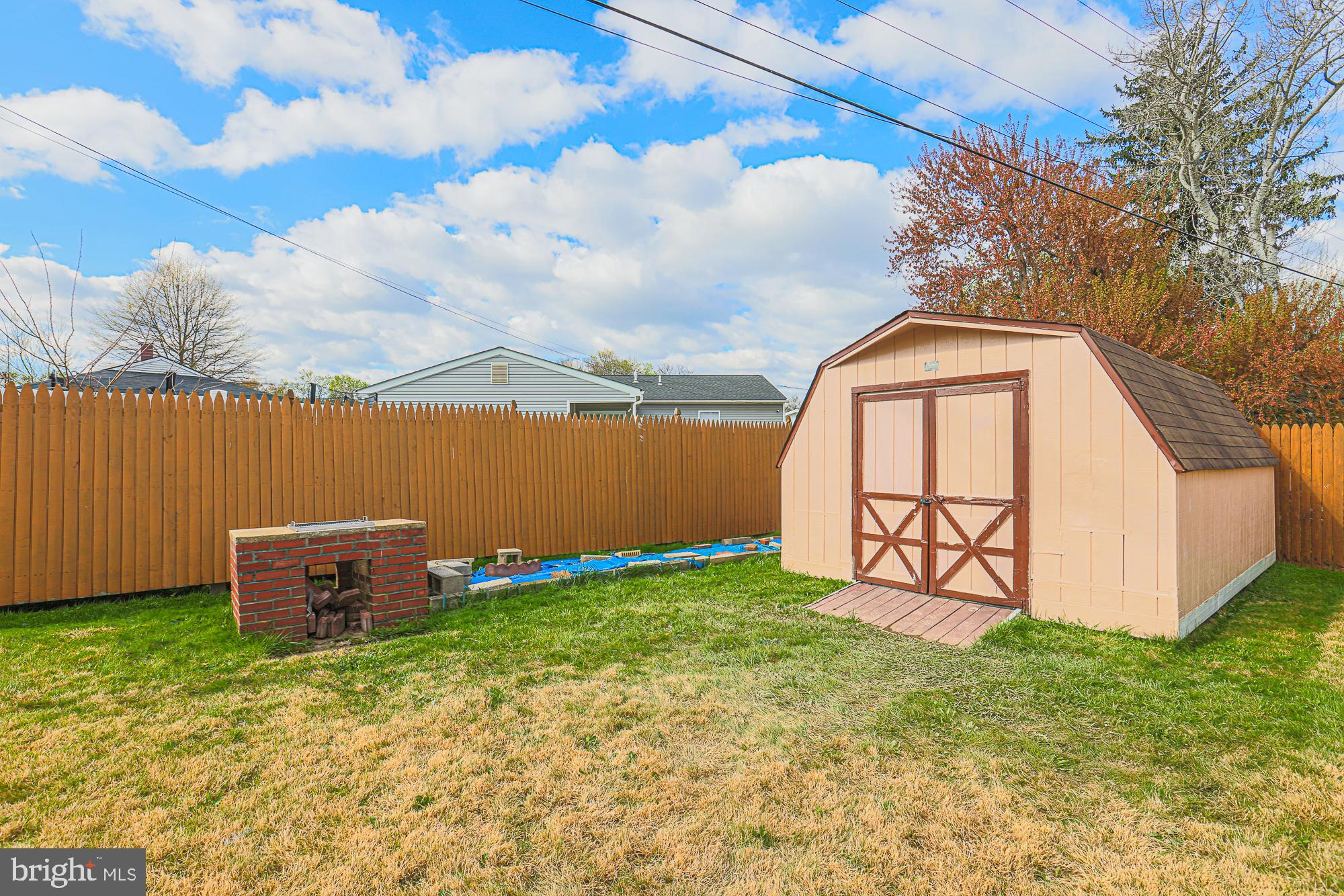 EDGEWOOD MEADOWS - Residential