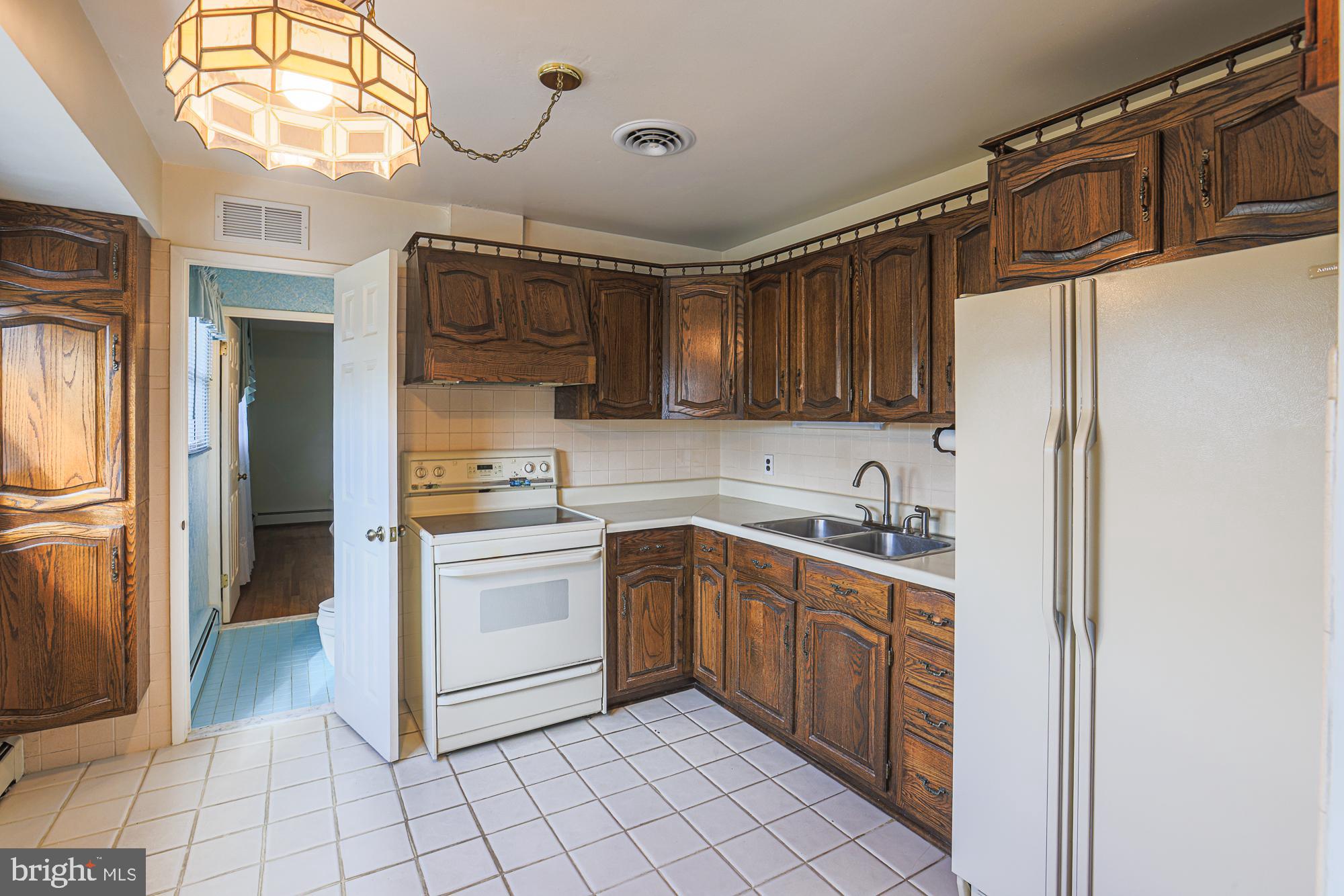 EDGEWOOD MEADOWS - Residential