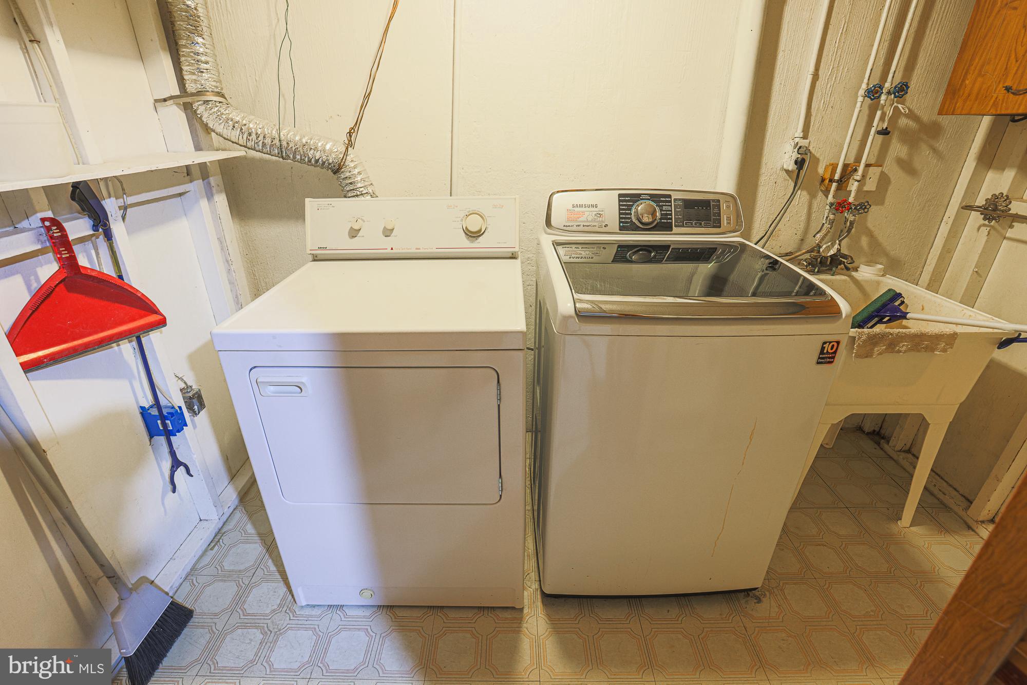 EDGEWOOD MEADOWS - Residential