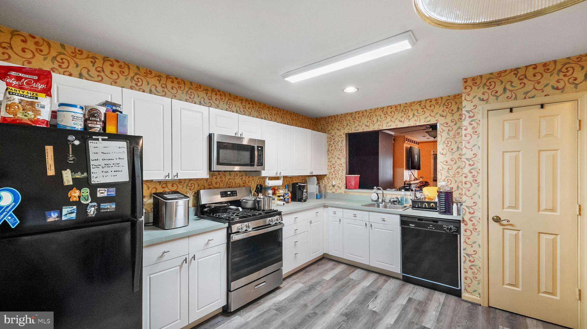 VILLAGE OF DEER PARK - Residential