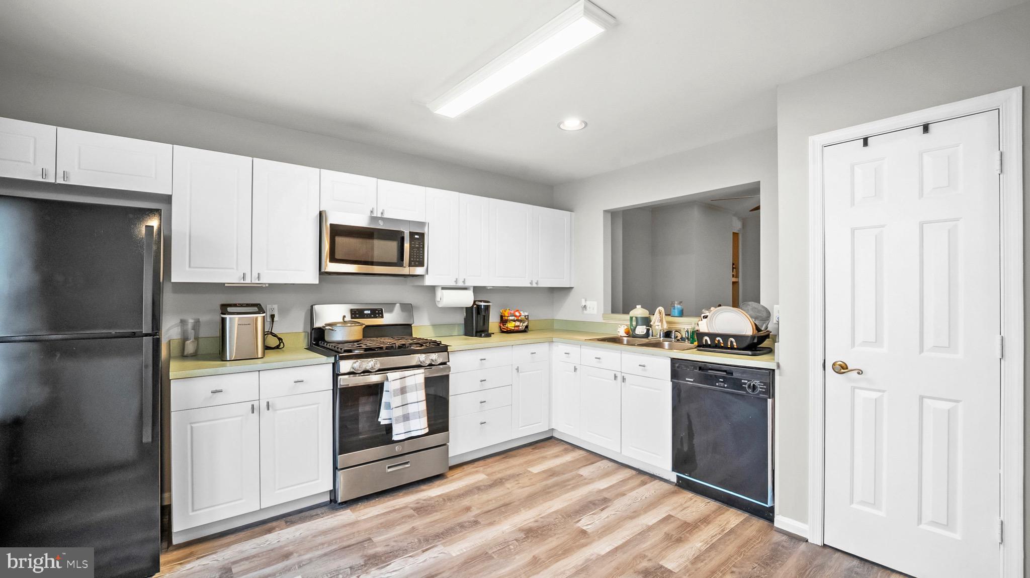 VILLAGE OF DEER PARK - Residential