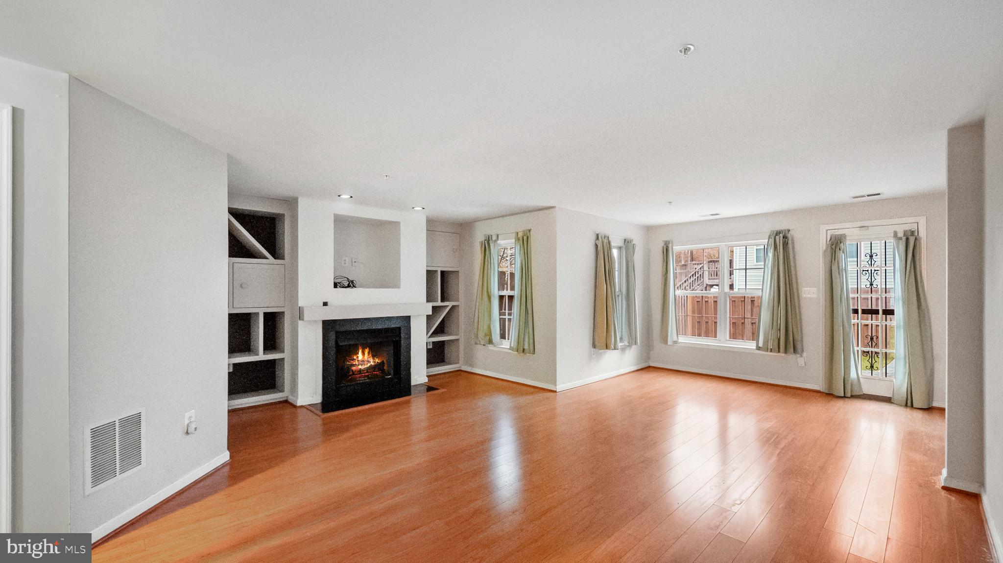 VILLAGE OF DEER PARK - Residential