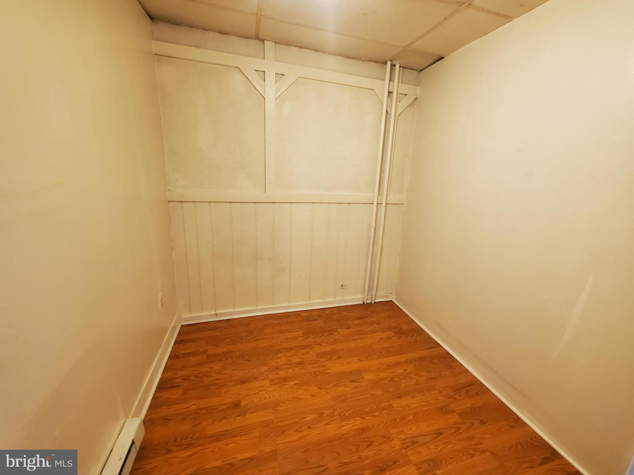 NORTHEAST READING - Residential Lease