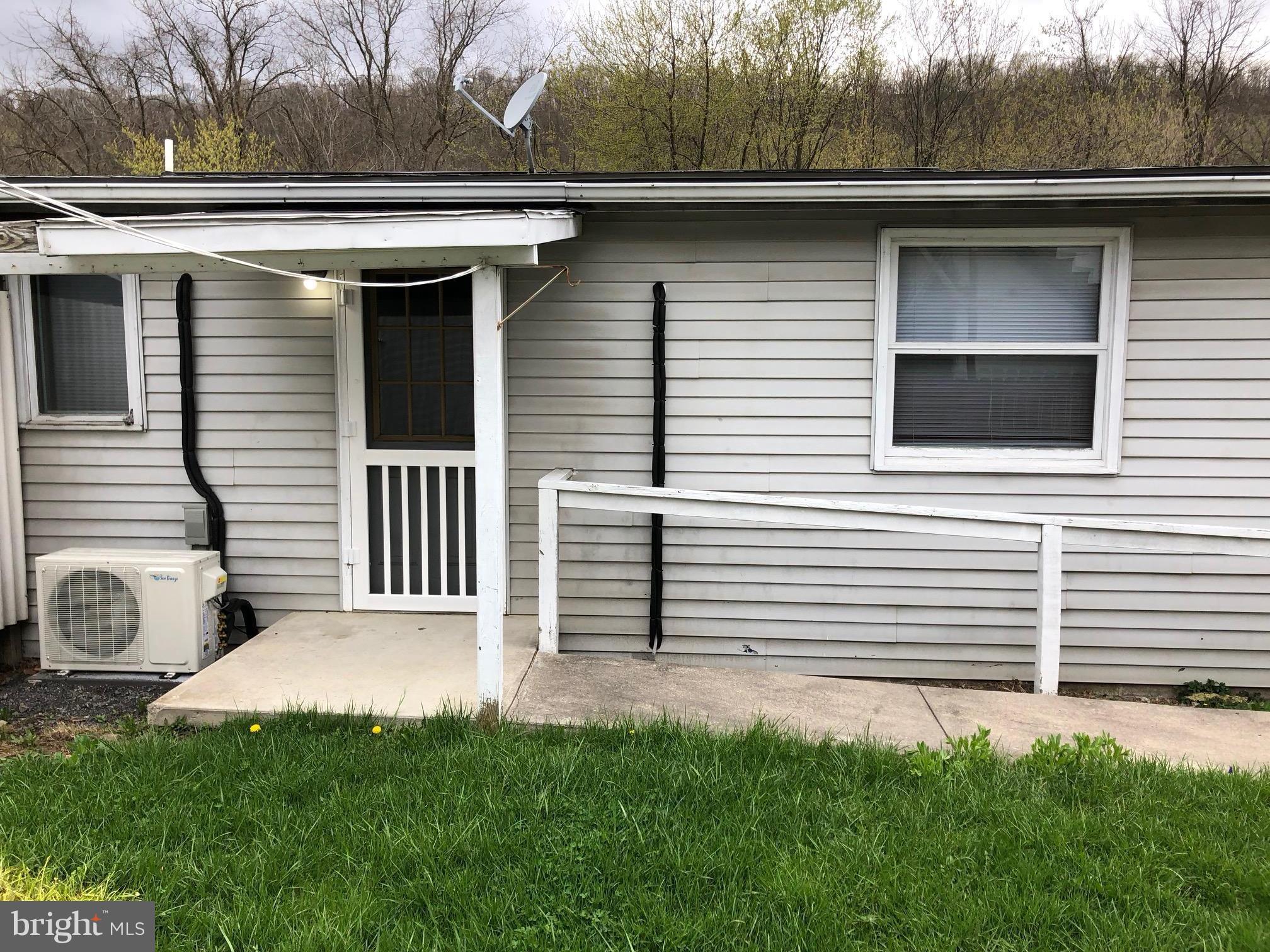 2 Bedroom, 1 full bath rental duplex. Laminate floors and new mini split HVAC system. Close to the elementary school, dollar store, 522, and much more for easy convenience. Rent includes water, sewer, trash, and lawn mowing. Federal Fair Housing laws/rules apply. No smoking, no pets.
