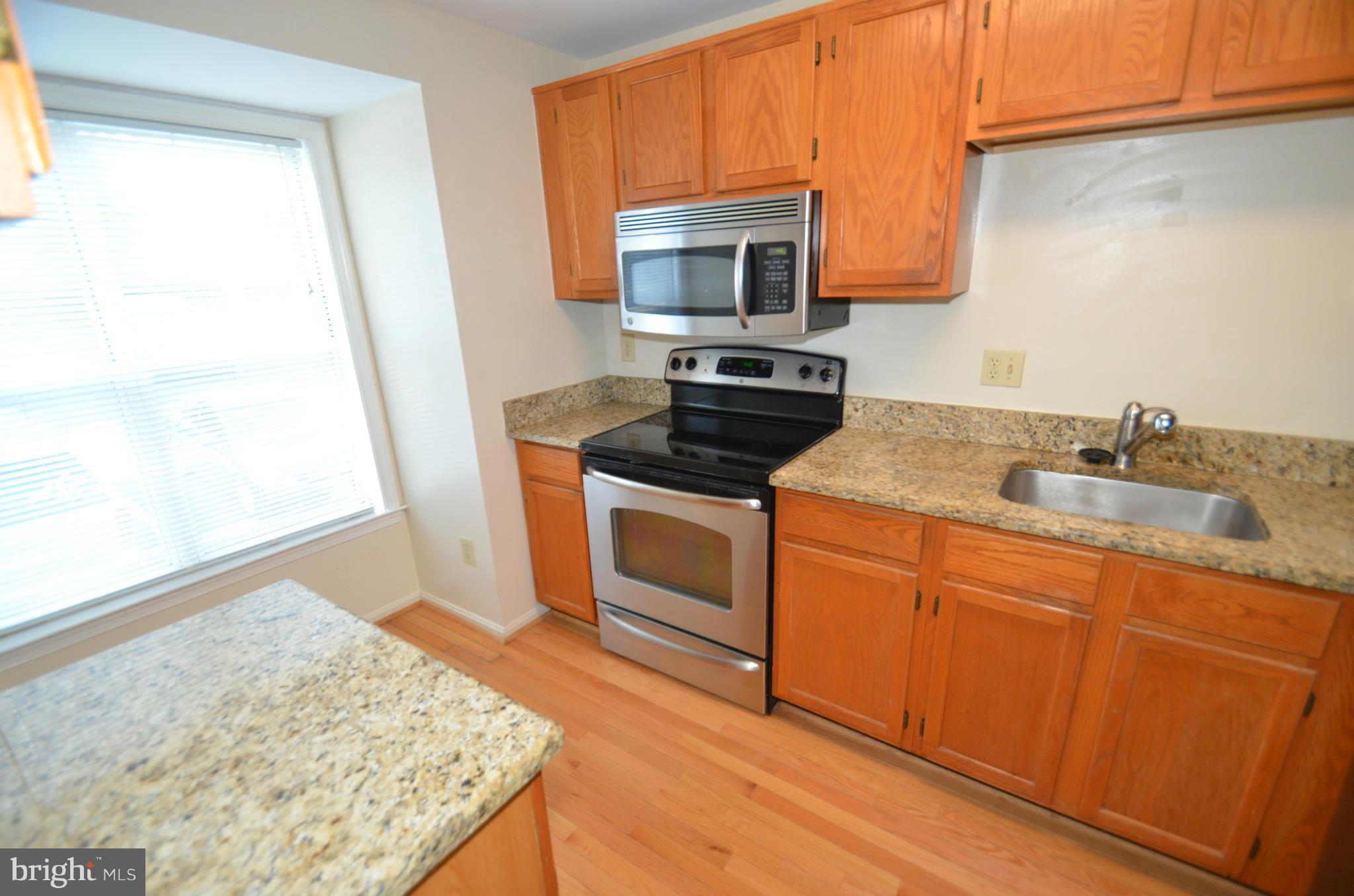 KINGSTOWNE - Residential Lease