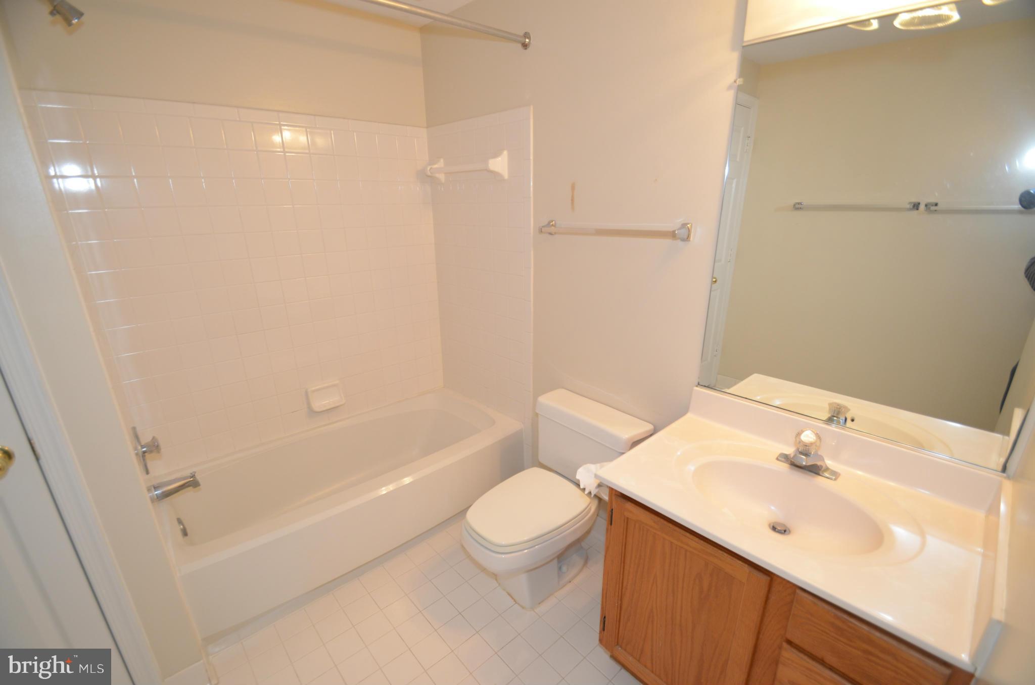 KINGSTOWNE - Residential Lease