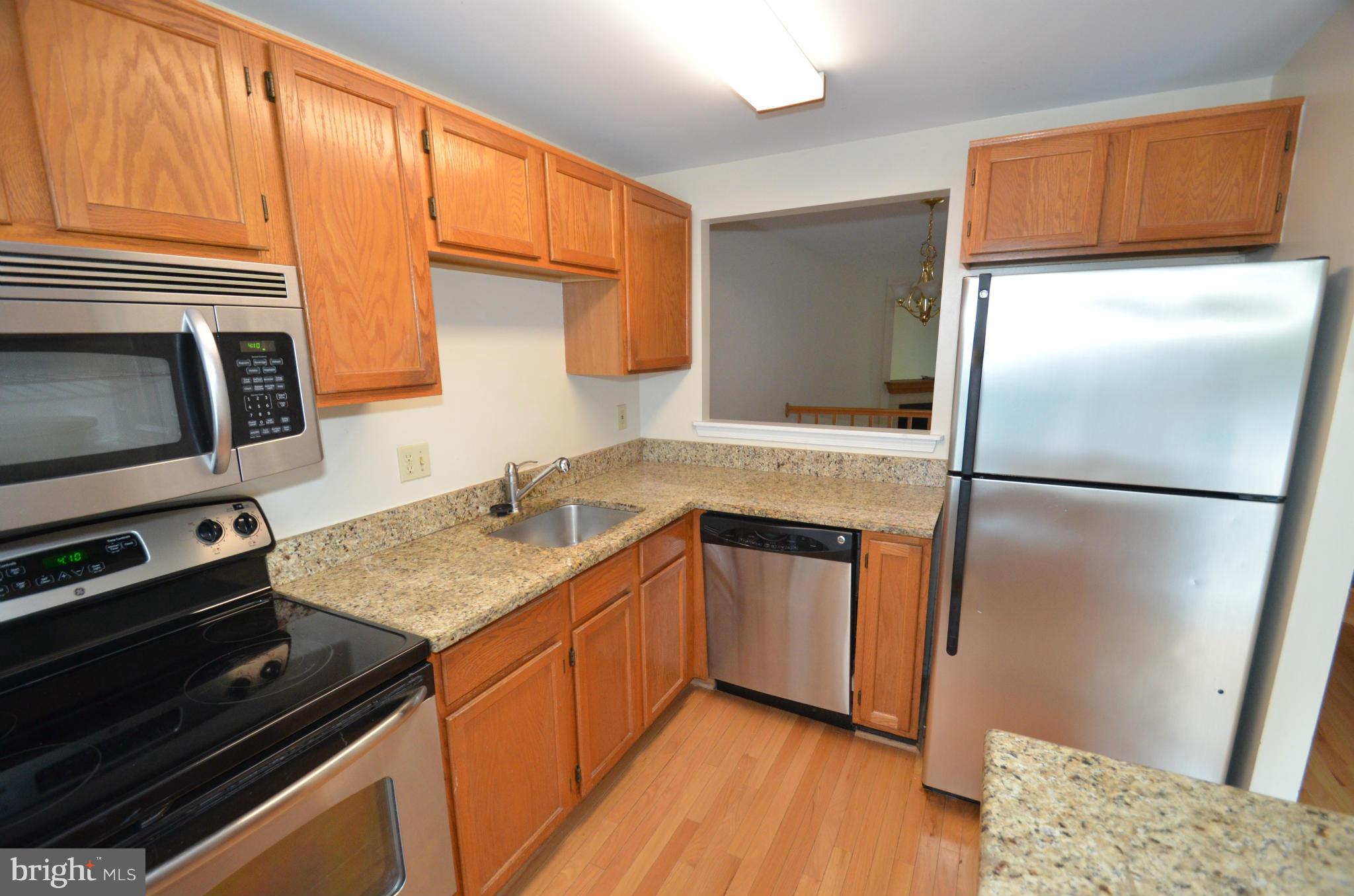 KINGSTOWNE - Residential Lease