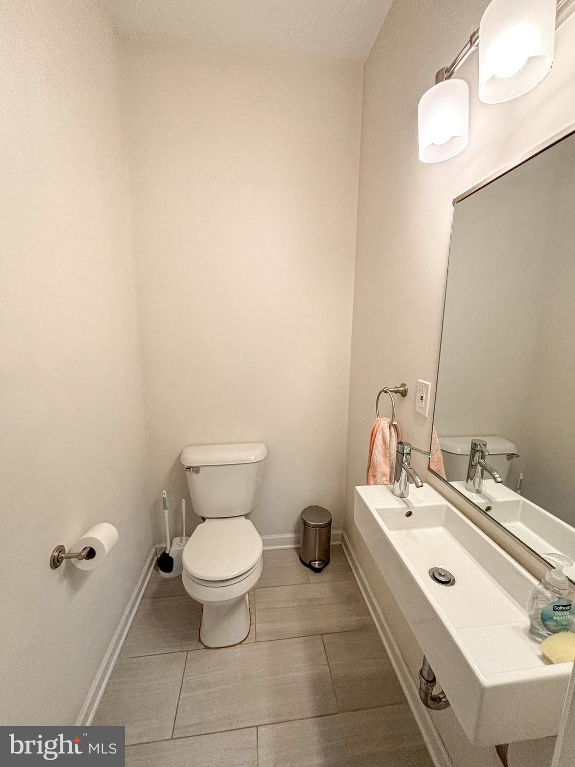 POINT BREEZE - Residential Lease