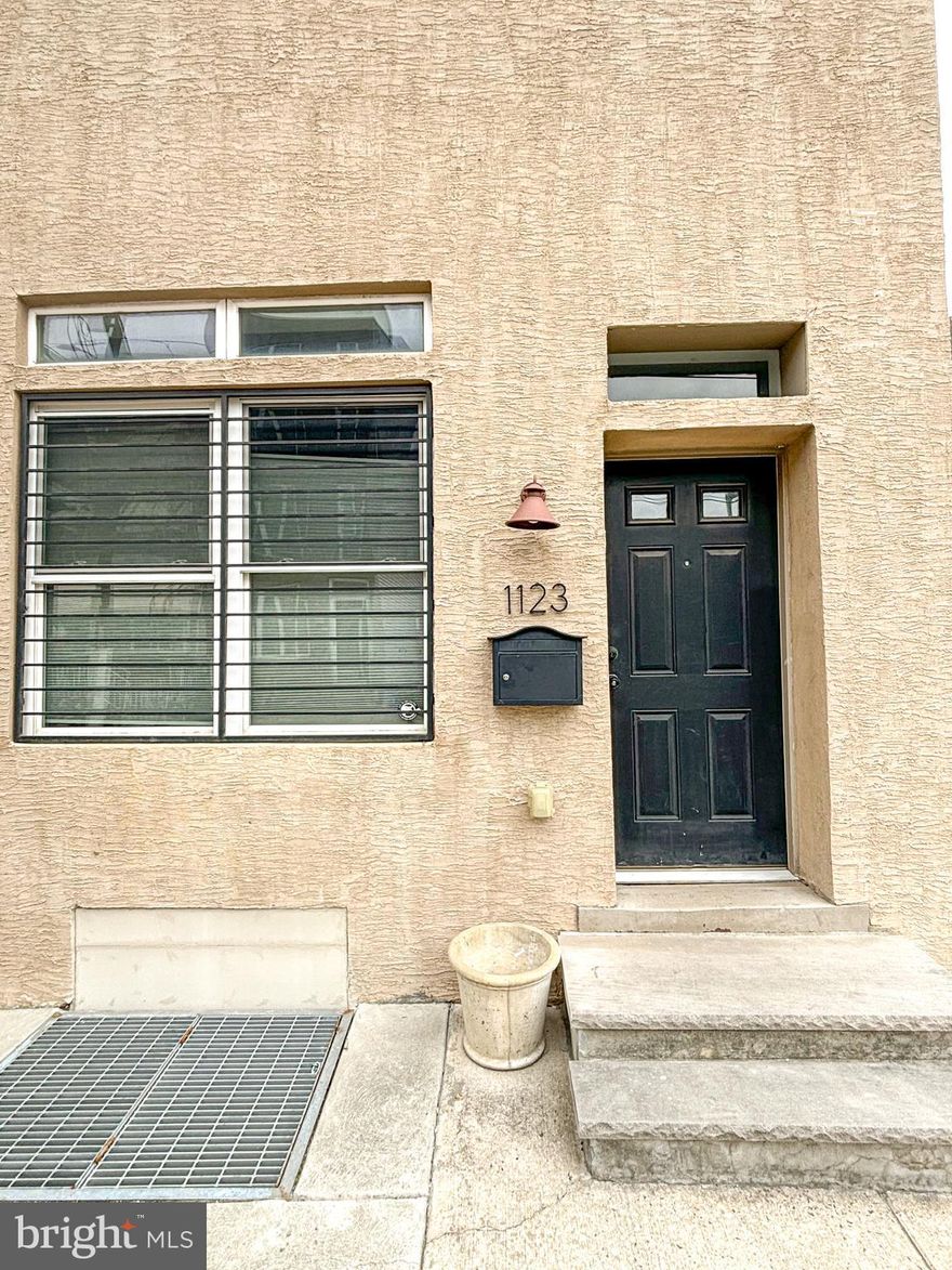 Discover 1123 S 23rd St, a modern and well-kept 3-bedroom + den/4th bedroom, 3 full bathroom + 1 half bath home offering both space and comfort. This bright and airy property features high ceilings, large windows for great natural light, and a thoughtfully updated kitchen perfect for everyday living or entertaining. The home includes spacious bedrooms, a finished basement for added living or storage space, and in-house laundry for added convenience.

Enjoy the rare perk of a private driveway parking spot and a generous outdoor deck—ideal for relaxing or hosting. Tenants are responsible for utilities, available for a mid-July or August 1 move-in, this home is a great opportunity to enjoy modern city living with ample space and desirable amenities.