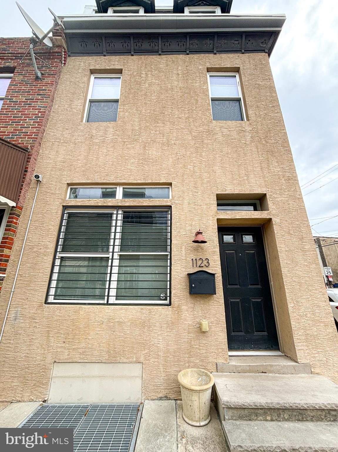 POINT BREEZE - Residential Lease