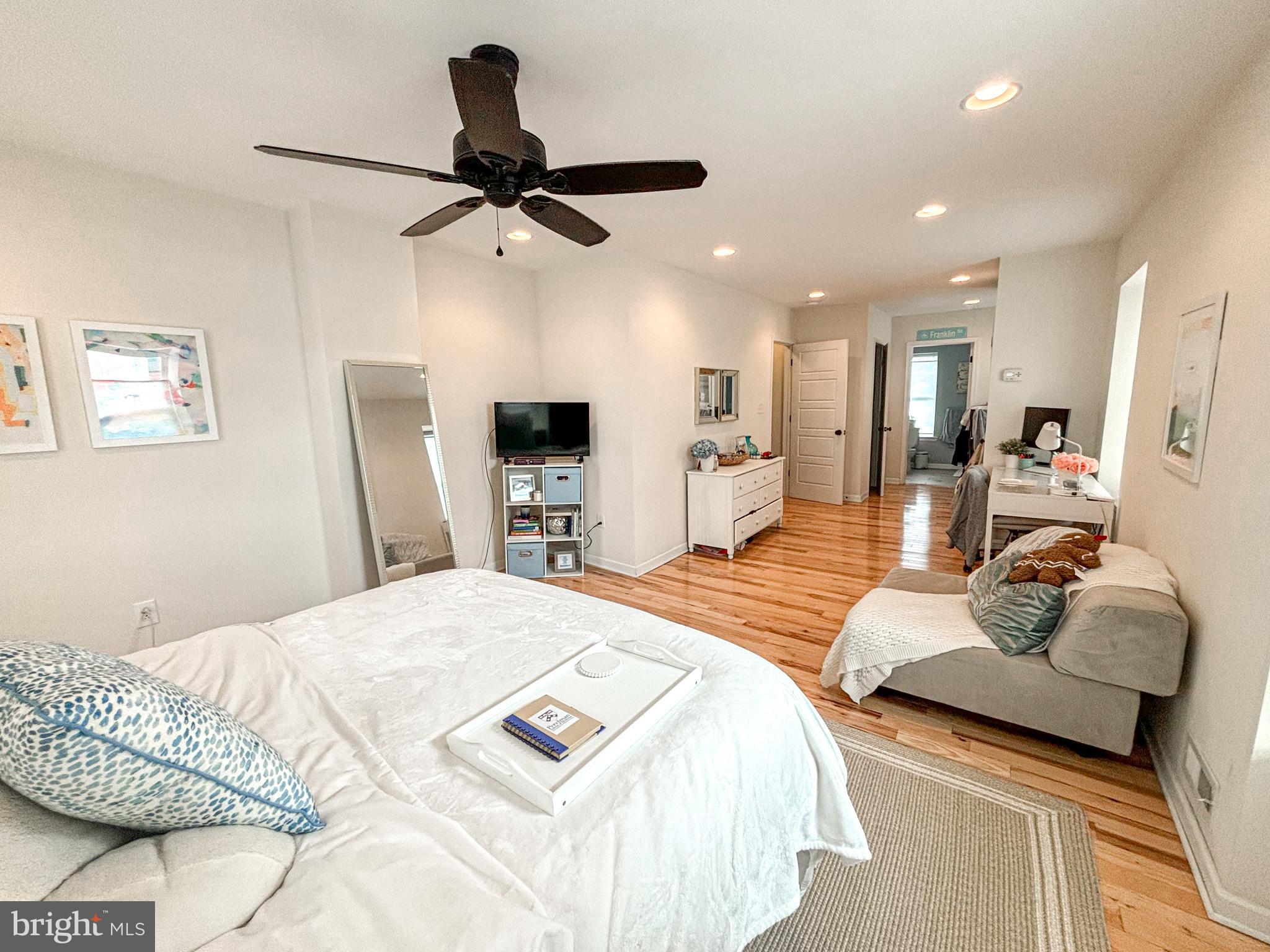 POINT BREEZE - Residential Lease